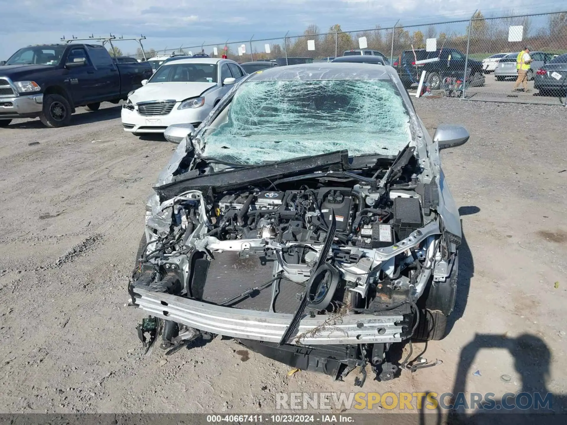 13 Photograph of a damaged car JTDEAMDE6NJ039810 TOYOTA COROLLA 2022
