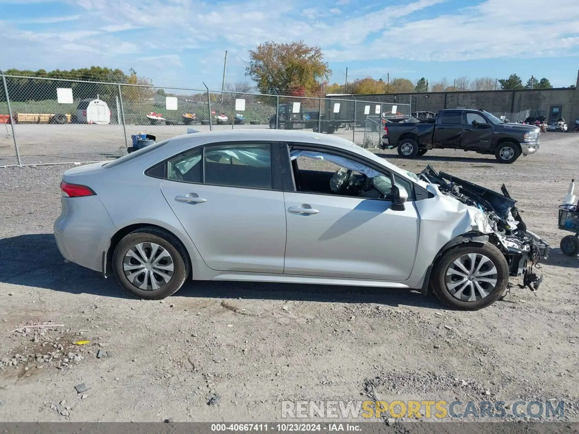 14 Photograph of a damaged car JTDEAMDE6NJ039810 TOYOTA COROLLA 2022