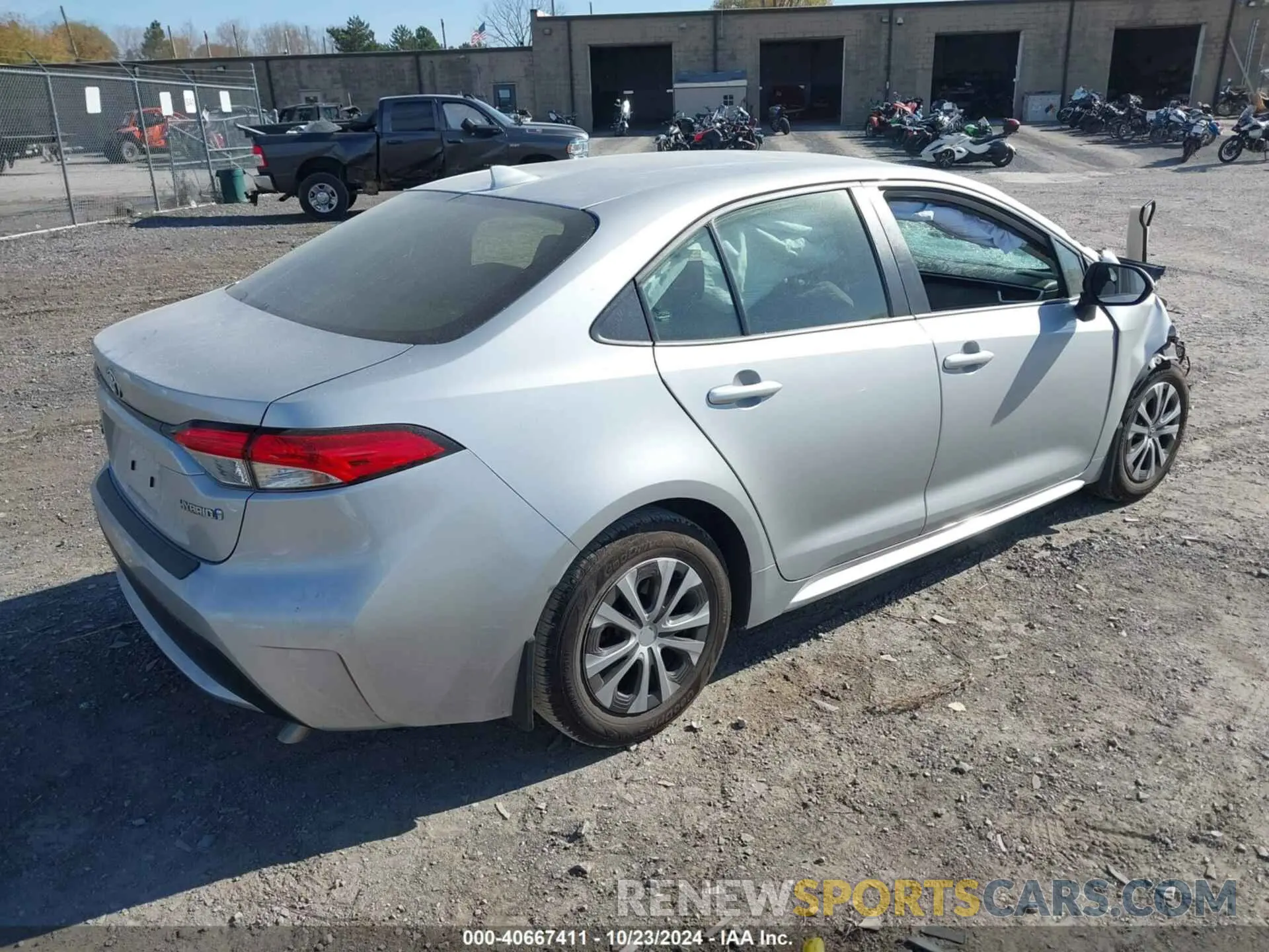 4 Photograph of a damaged car JTDEAMDE6NJ039810 TOYOTA COROLLA 2022
