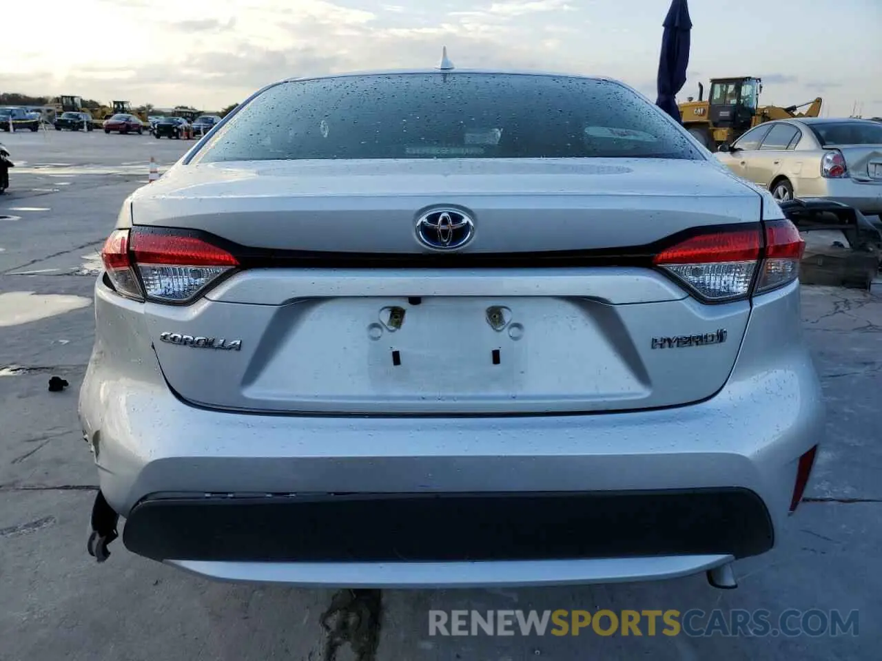 6 Photograph of a damaged car JTDEAMDE6NJ043386 TOYOTA COROLLA 2022