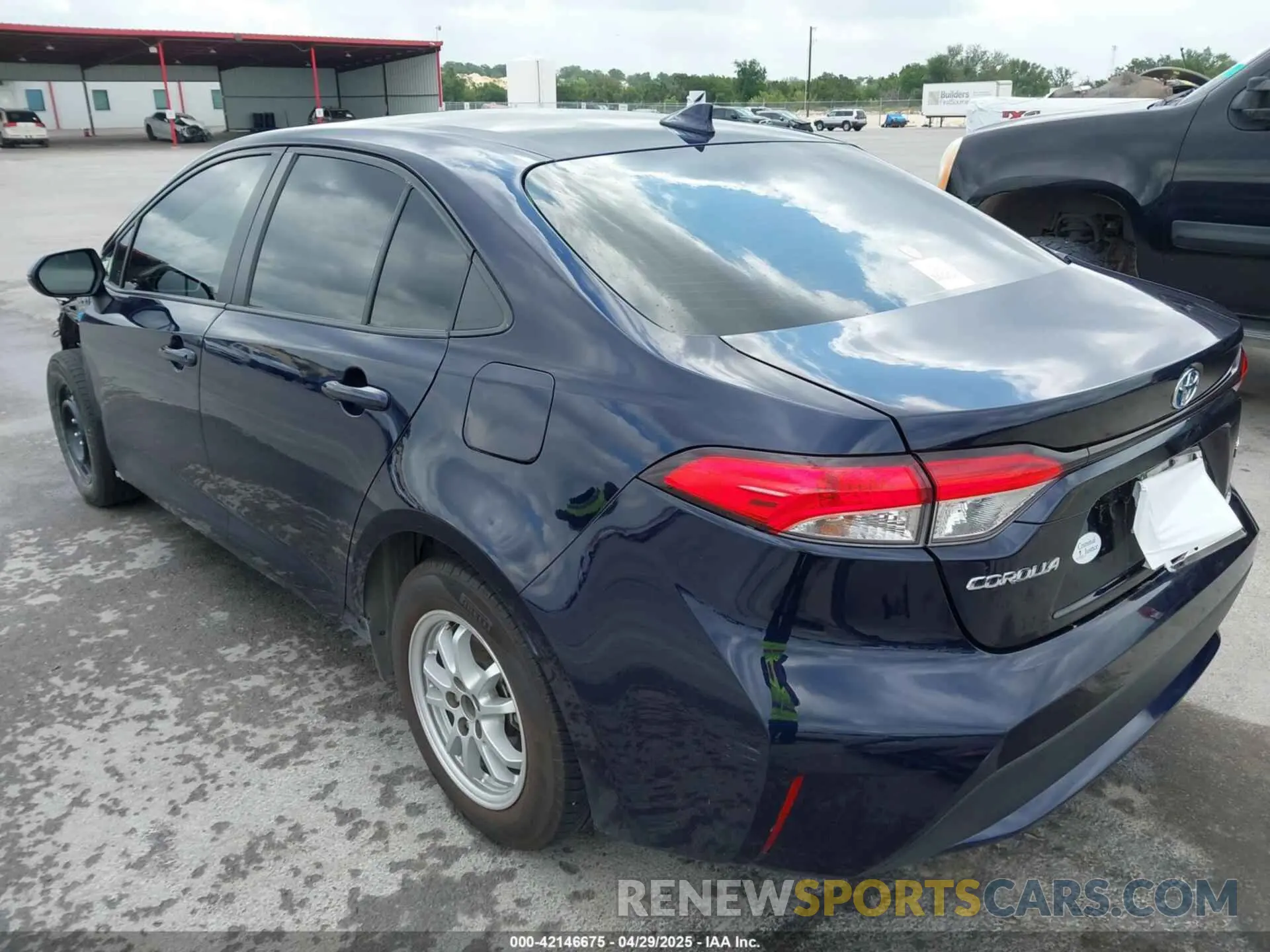 3 Photograph of a damaged car JTDEAMDE6NJ049043 TOYOTA COROLLA 2022