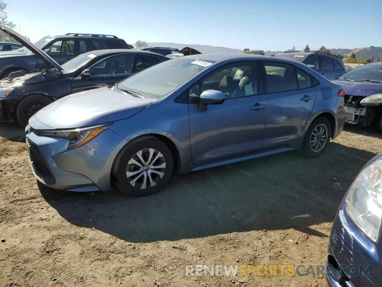 1 Photograph of a damaged car JTDEAMDE6NJ056493 TOYOTA COROLLA 2022