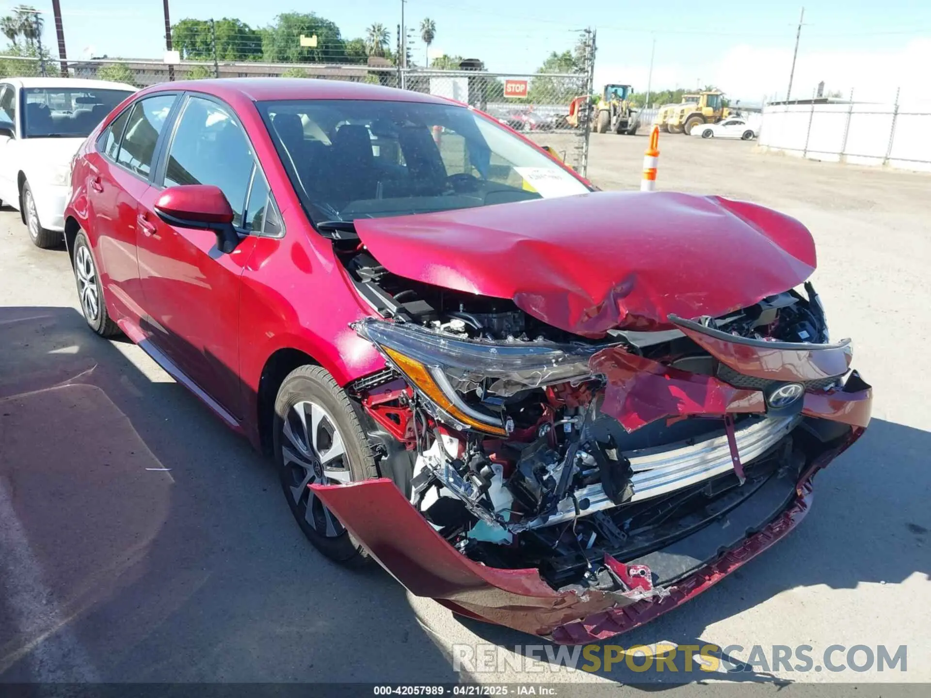 1 Photograph of a damaged car JTDEAMDE6NJ057045 TOYOTA COROLLA 2022