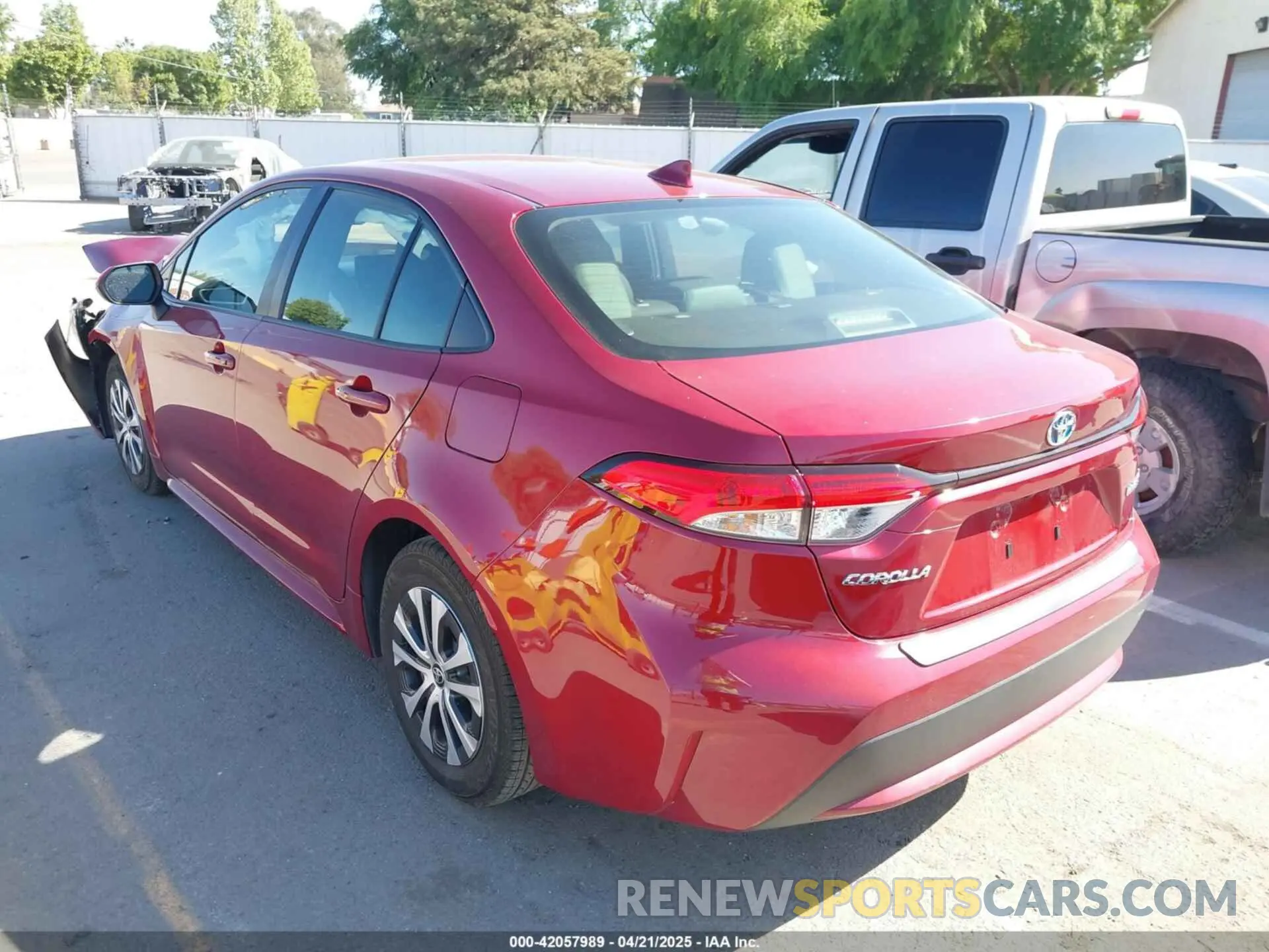 3 Photograph of a damaged car JTDEAMDE6NJ057045 TOYOTA COROLLA 2022