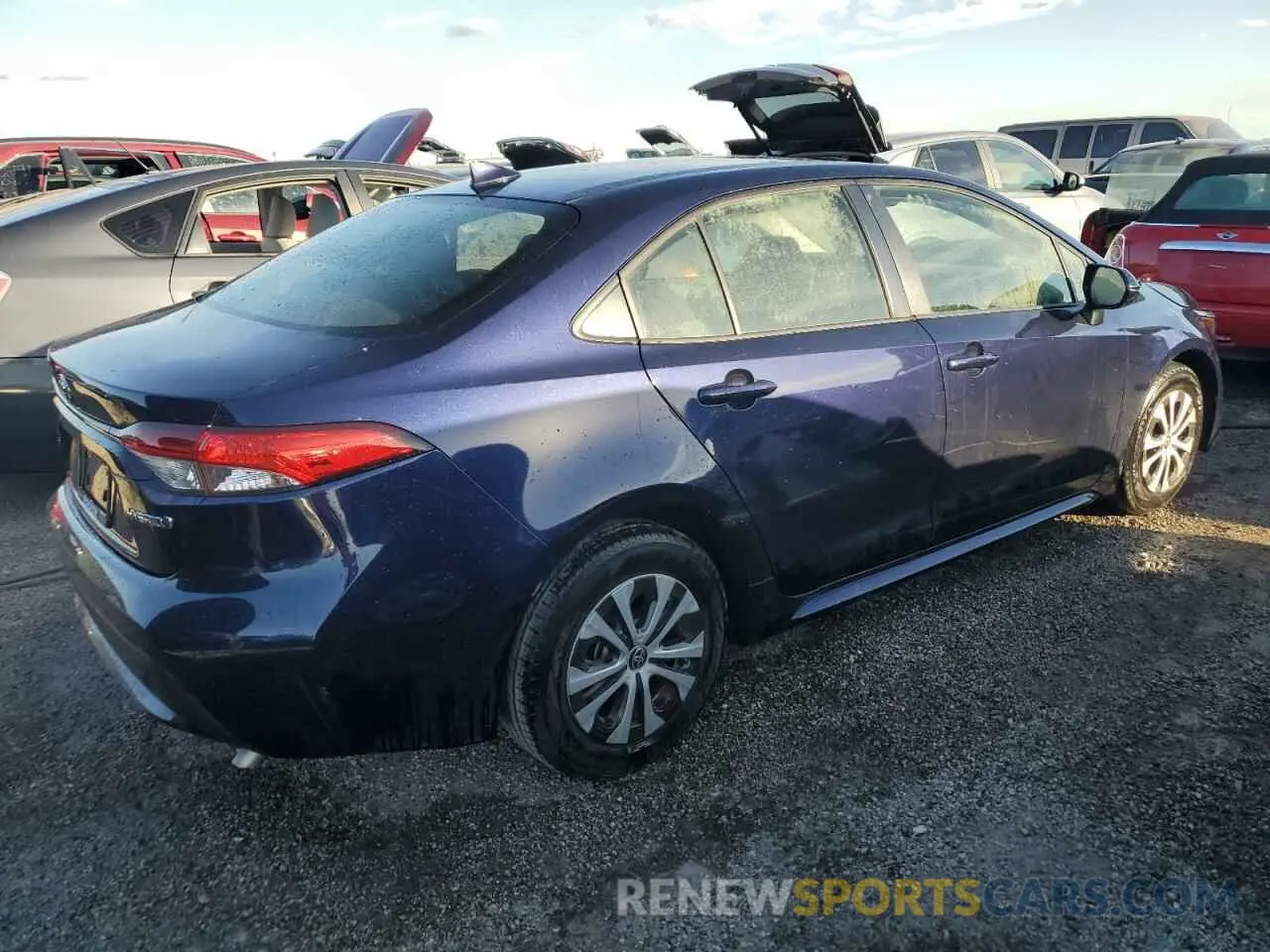 3 Photograph of a damaged car JTDEAMDE6NJ057143 TOYOTA COROLLA 2022