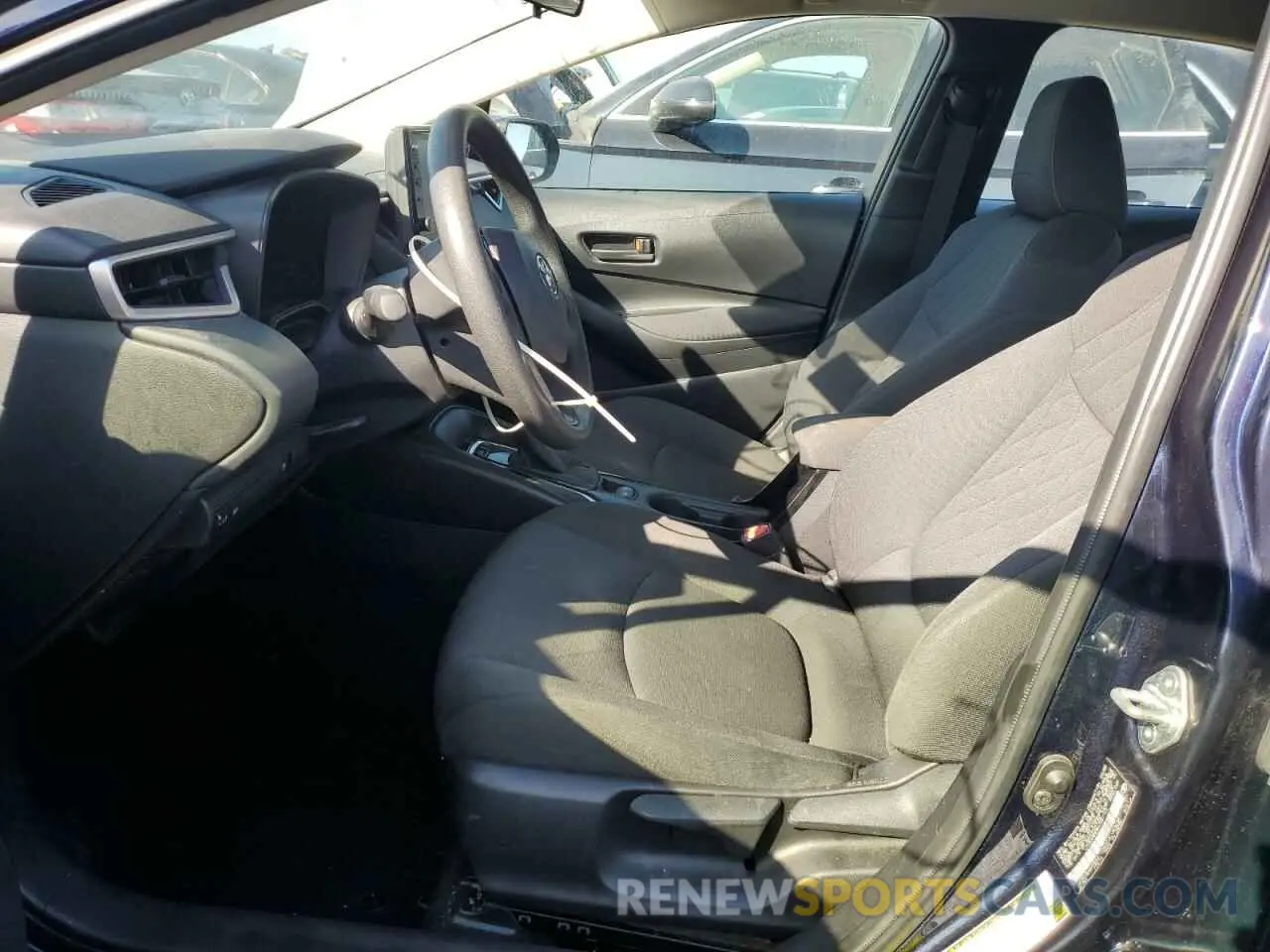 7 Photograph of a damaged car JTDEAMDE6NJ057143 TOYOTA COROLLA 2022