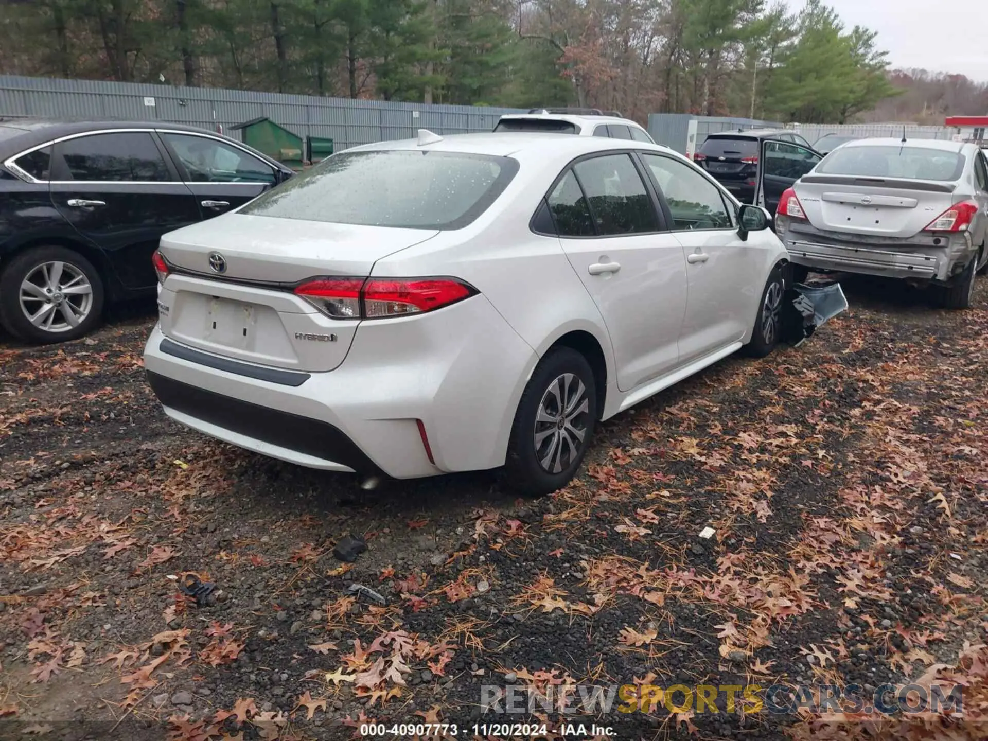 4 Photograph of a damaged car JTDEAMDE7N3006500 TOYOTA COROLLA 2022