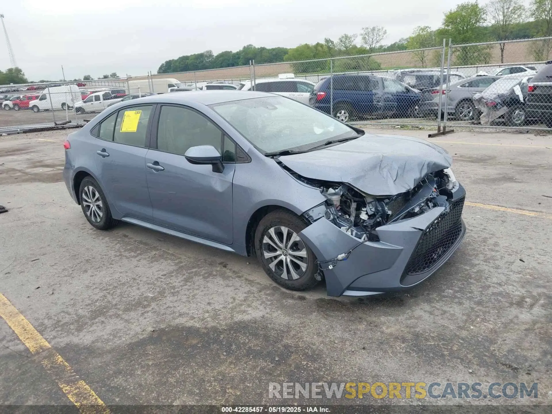 1 Photograph of a damaged car JTDEAMDE7NJ037256 TOYOTA COROLLA 2022