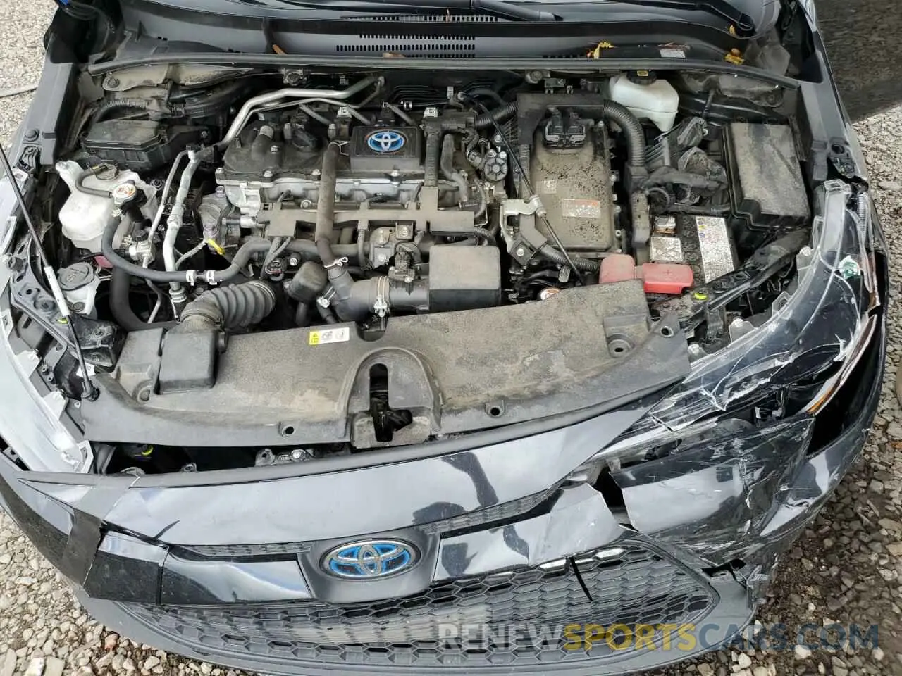 11 Photograph of a damaged car JTDEAMDE7NJ049584 TOYOTA COROLLA 2022