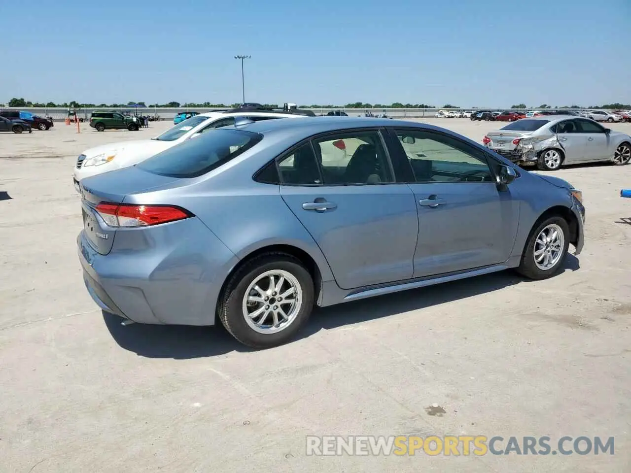 3 Photograph of a damaged car JTDEAMDE7NJ050122 TOYOTA COROLLA 2022