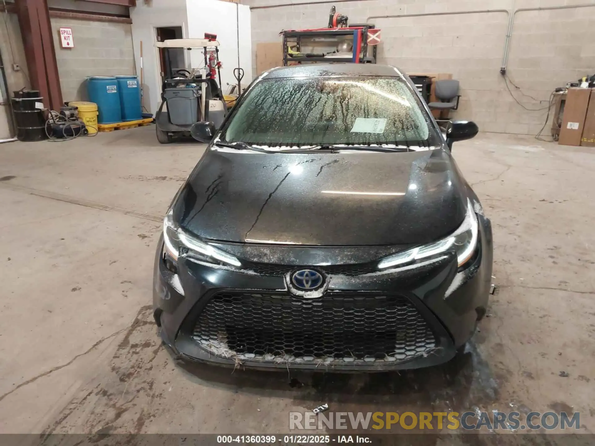12 Photograph of a damaged car JTDEAMDE7NJ058544 TOYOTA COROLLA 2022