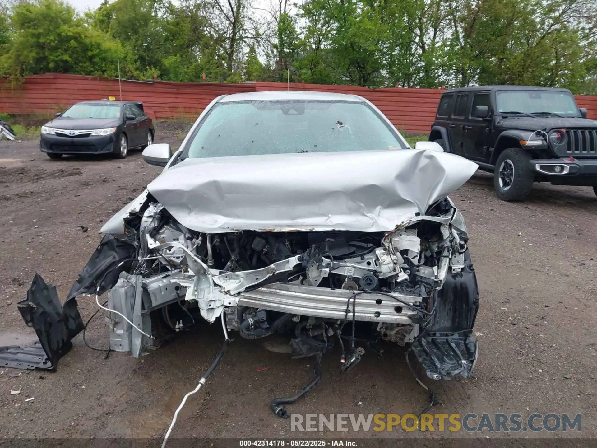 11 Photograph of a damaged car JTDEAMDE8N3010023 TOYOTA COROLLA 2022