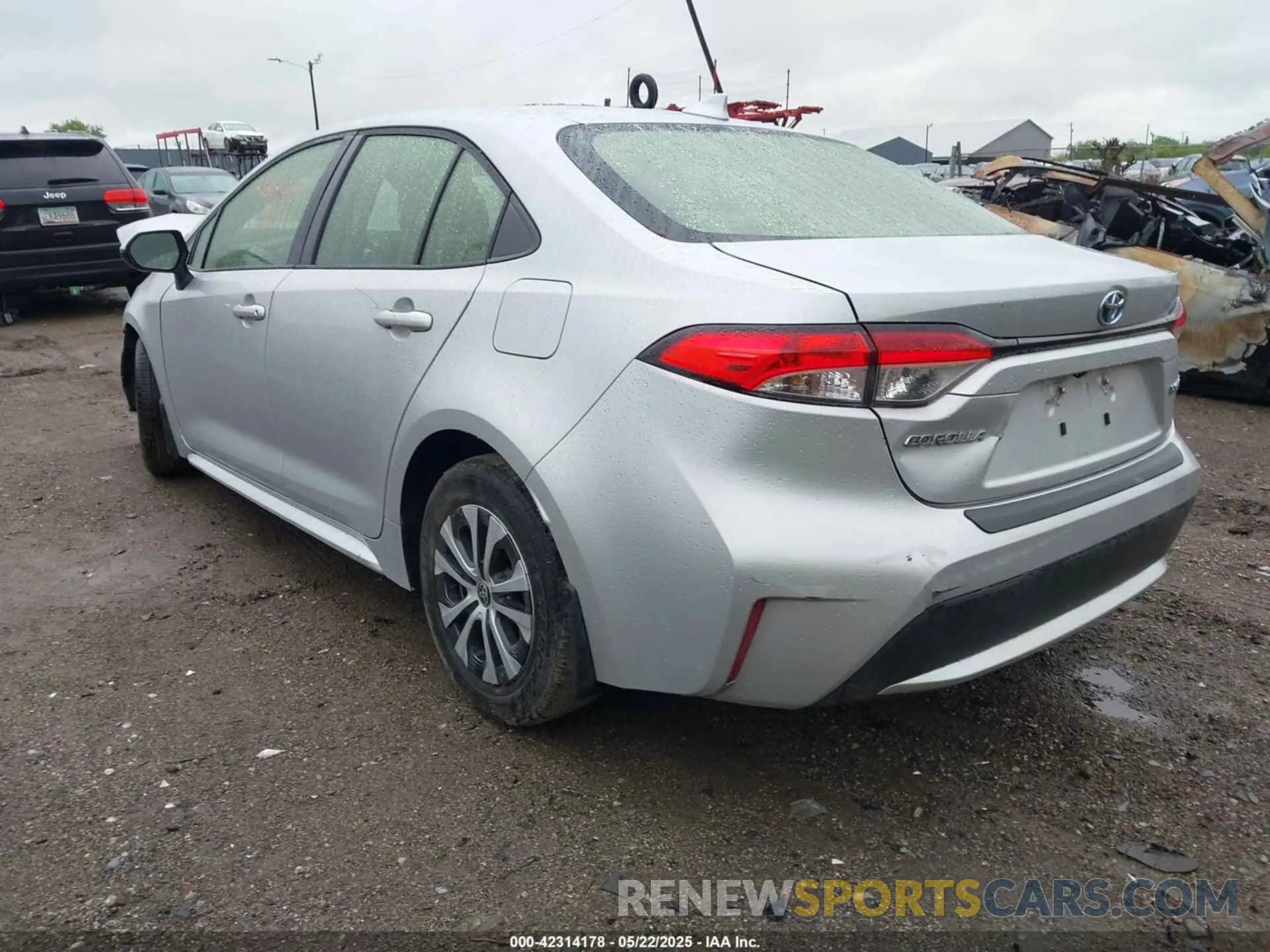 3 Photograph of a damaged car JTDEAMDE8N3010023 TOYOTA COROLLA 2022