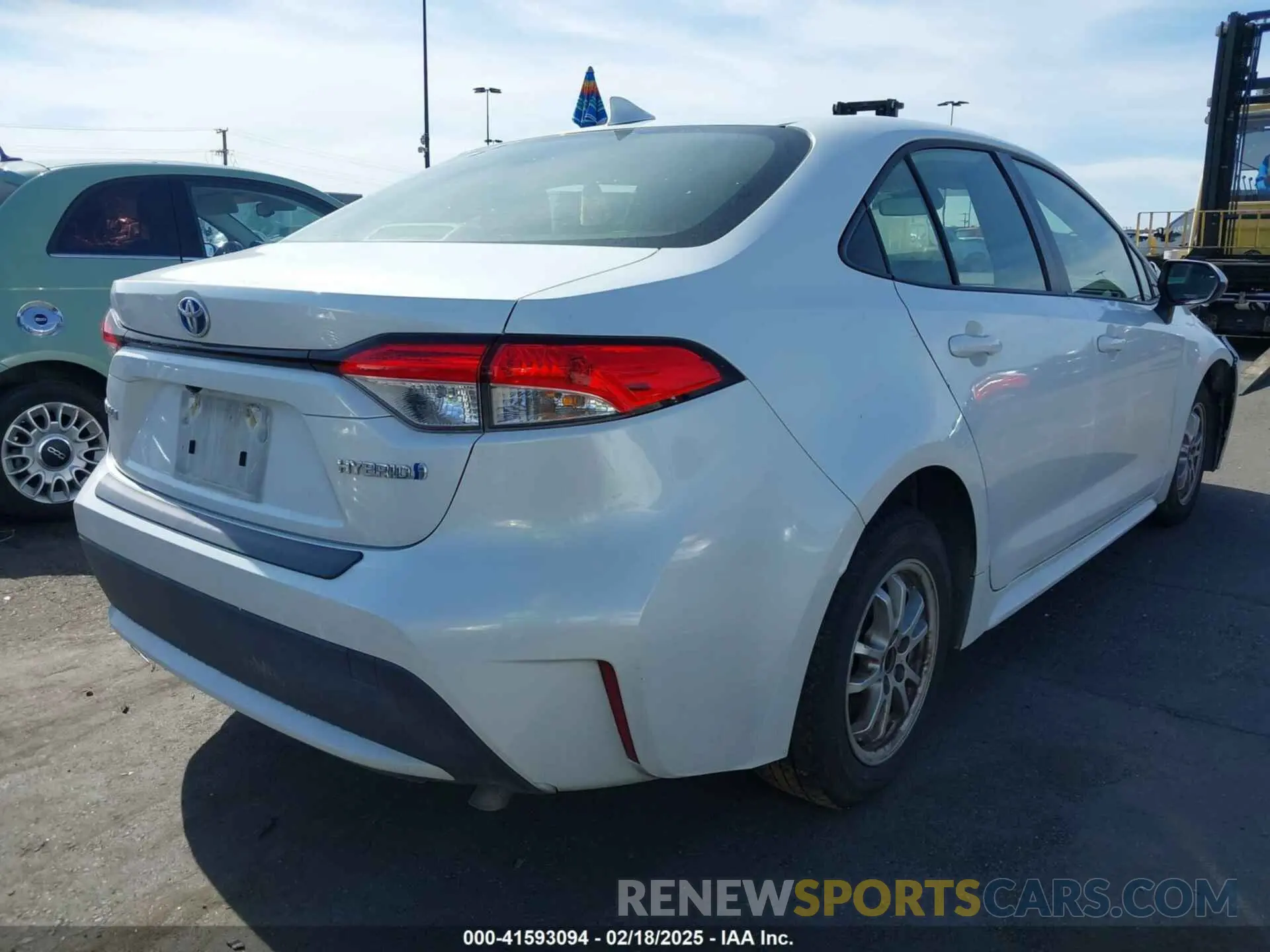4 Photograph of a damaged car JTDEAMDE8N3012421 TOYOTA COROLLA 2022