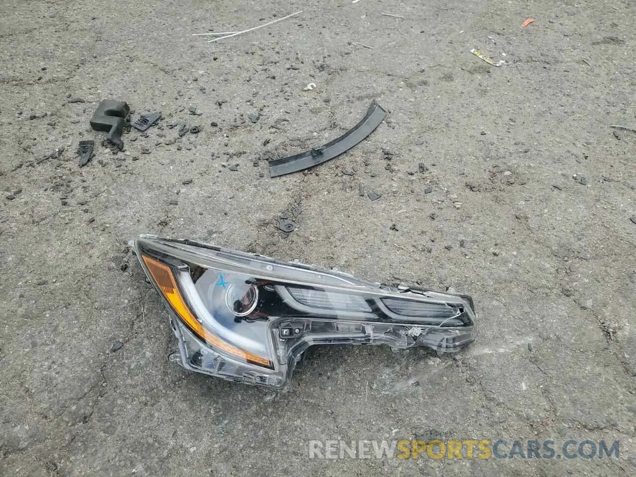 12 Photograph of a damaged car JTDEAMDE8NJ036097 TOYOTA COROLLA 2022