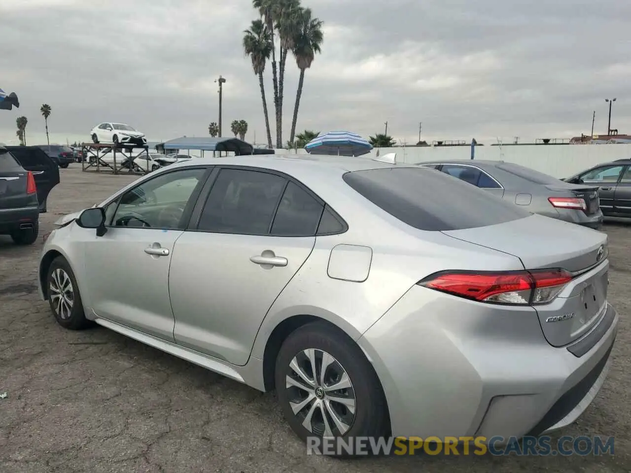 2 Photograph of a damaged car JTDEAMDE8NJ036097 TOYOTA COROLLA 2022