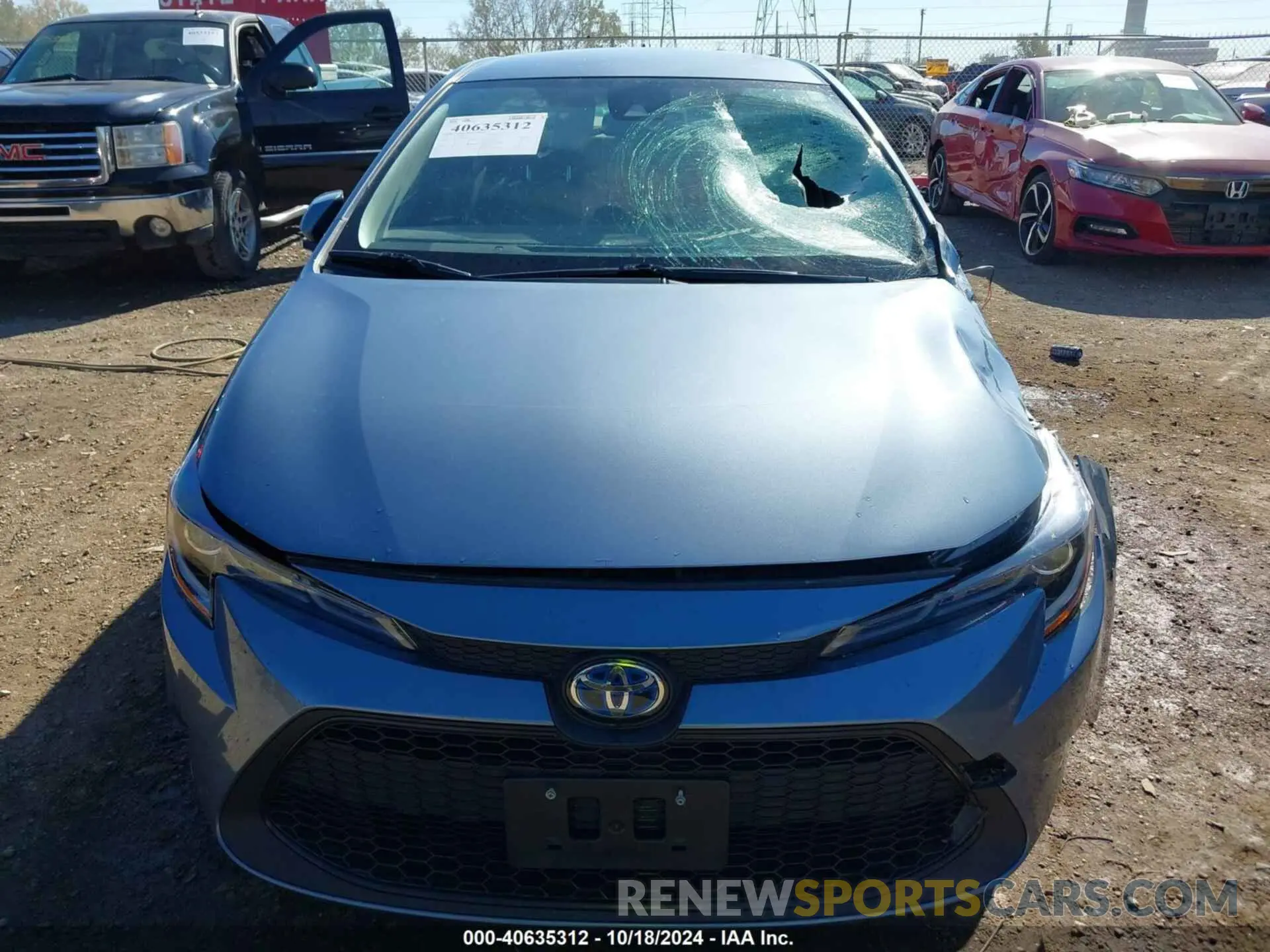 12 Photograph of a damaged car JTDEAMDE8NJ046077 TOYOTA COROLLA 2022