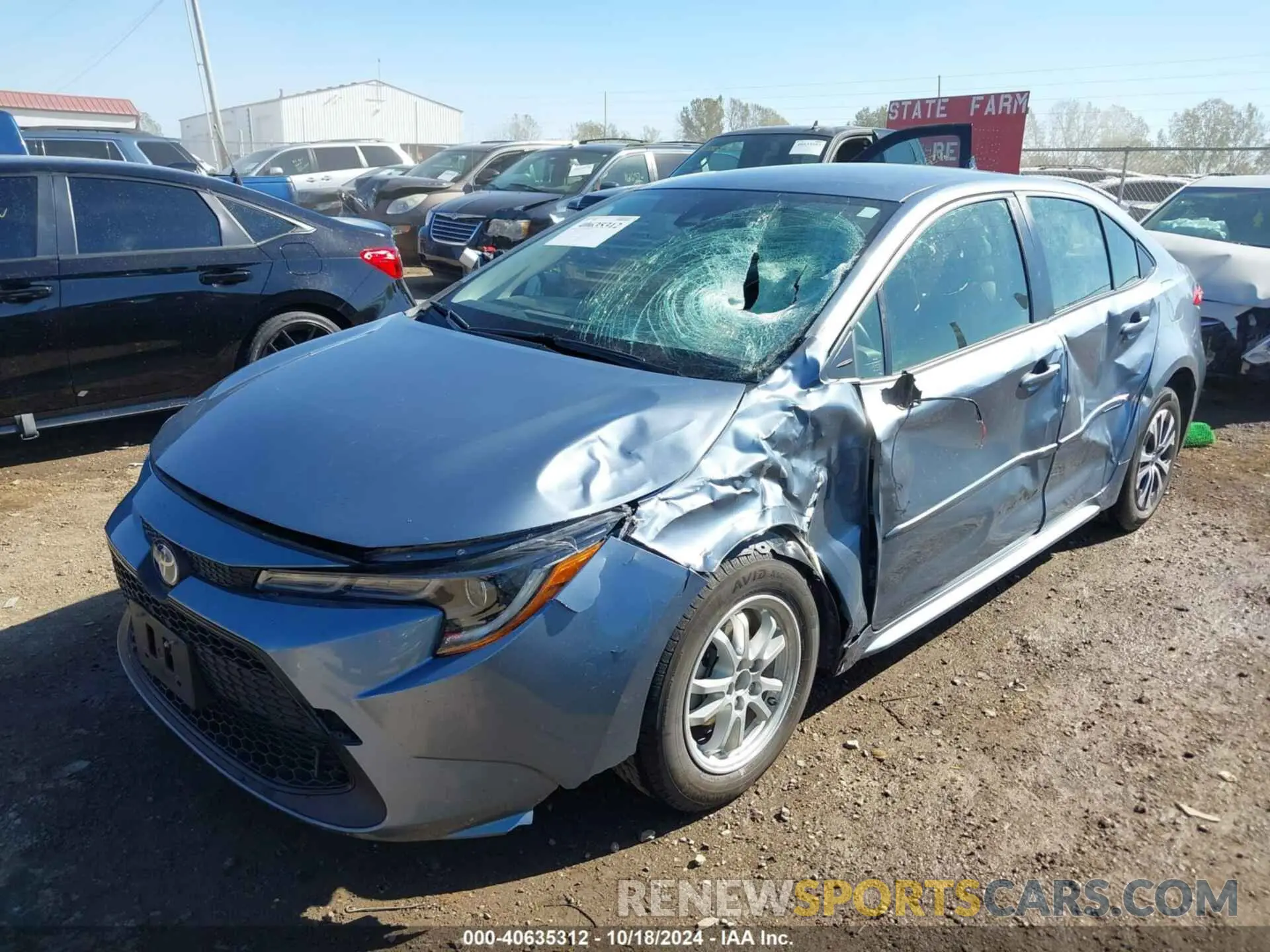 2 Photograph of a damaged car JTDEAMDE8NJ046077 TOYOTA COROLLA 2022