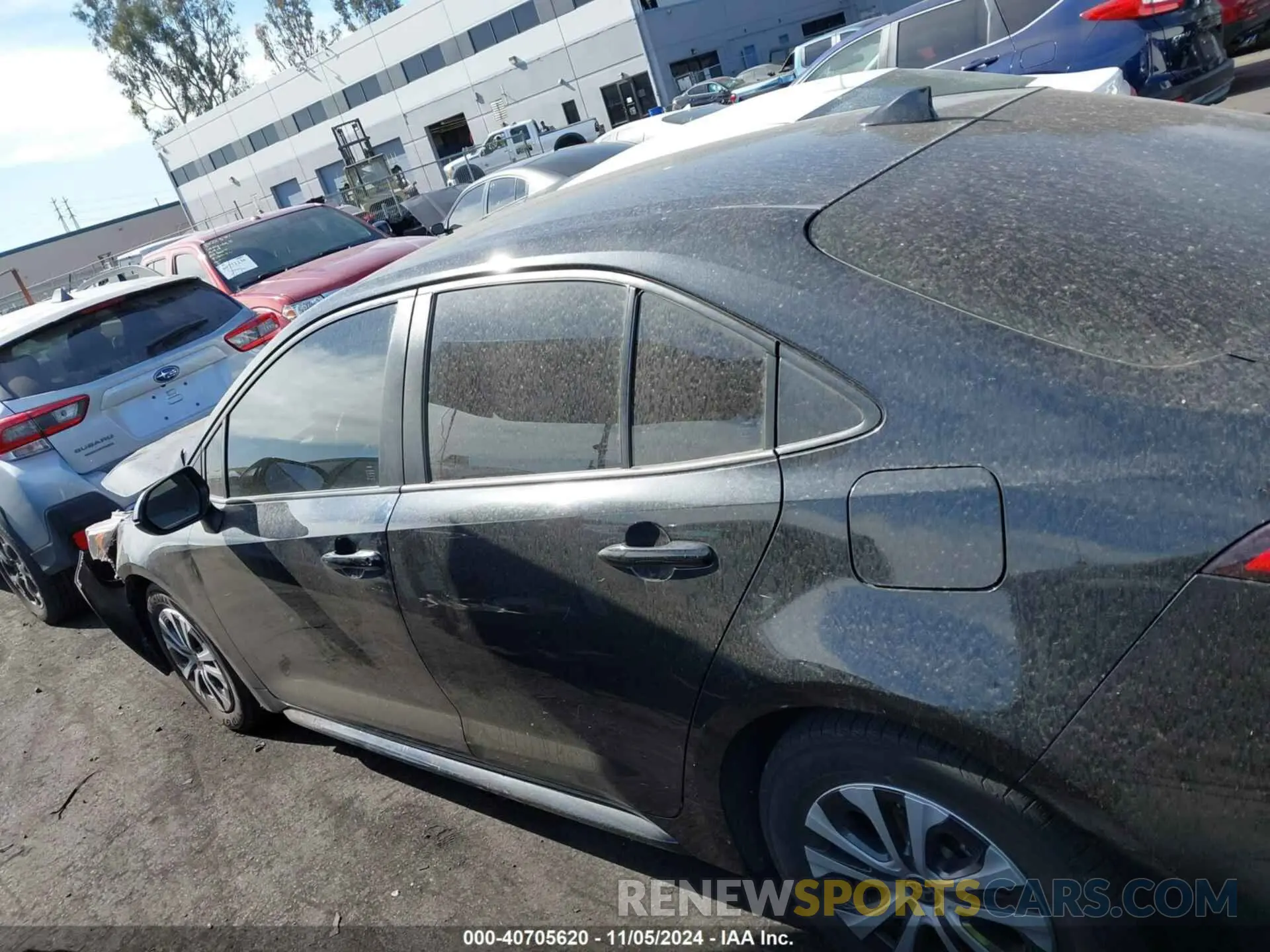 14 Photograph of a damaged car JTDEAMDE8NJ060237 TOYOTA COROLLA 2022