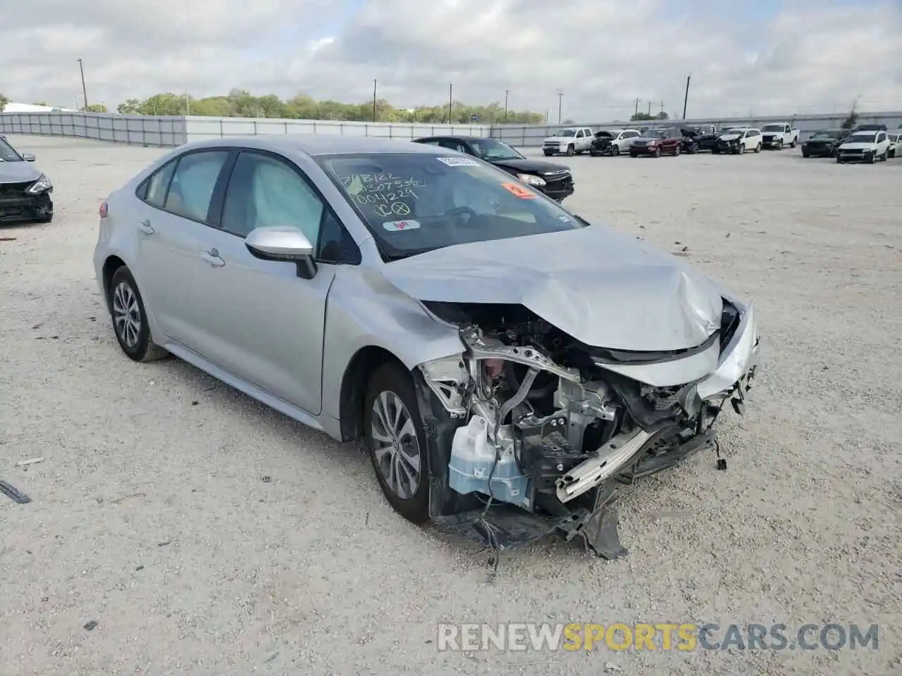 1 Photograph of a damaged car JTDEAMDE9N3004229 TOYOTA COROLLA 2022