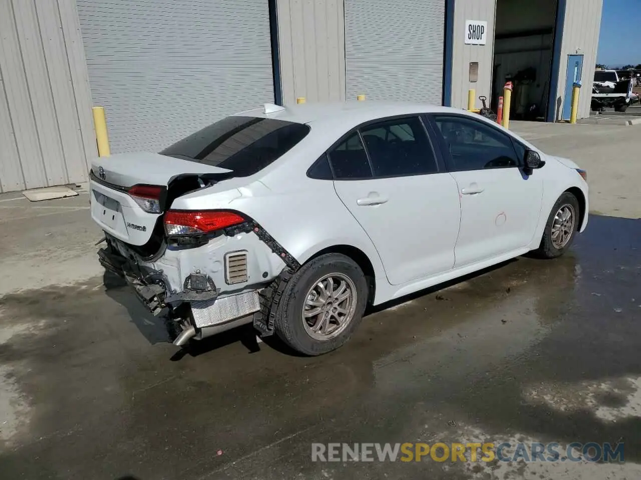 3 Photograph of a damaged car JTDEAMDE9N3009544 TOYOTA COROLLA 2022