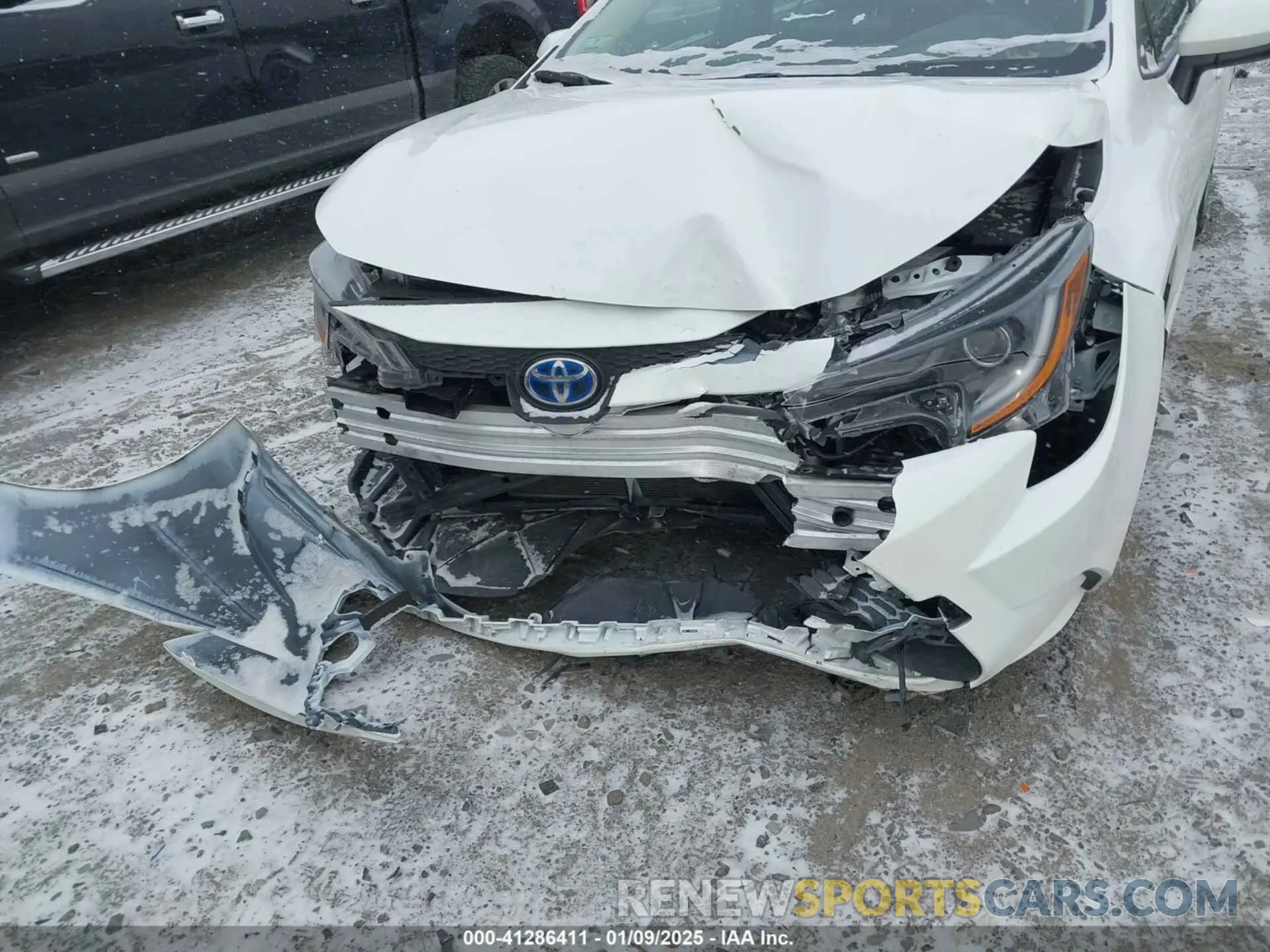 6 Photograph of a damaged car JTDEAMDE9N3009933 TOYOTA COROLLA 2022