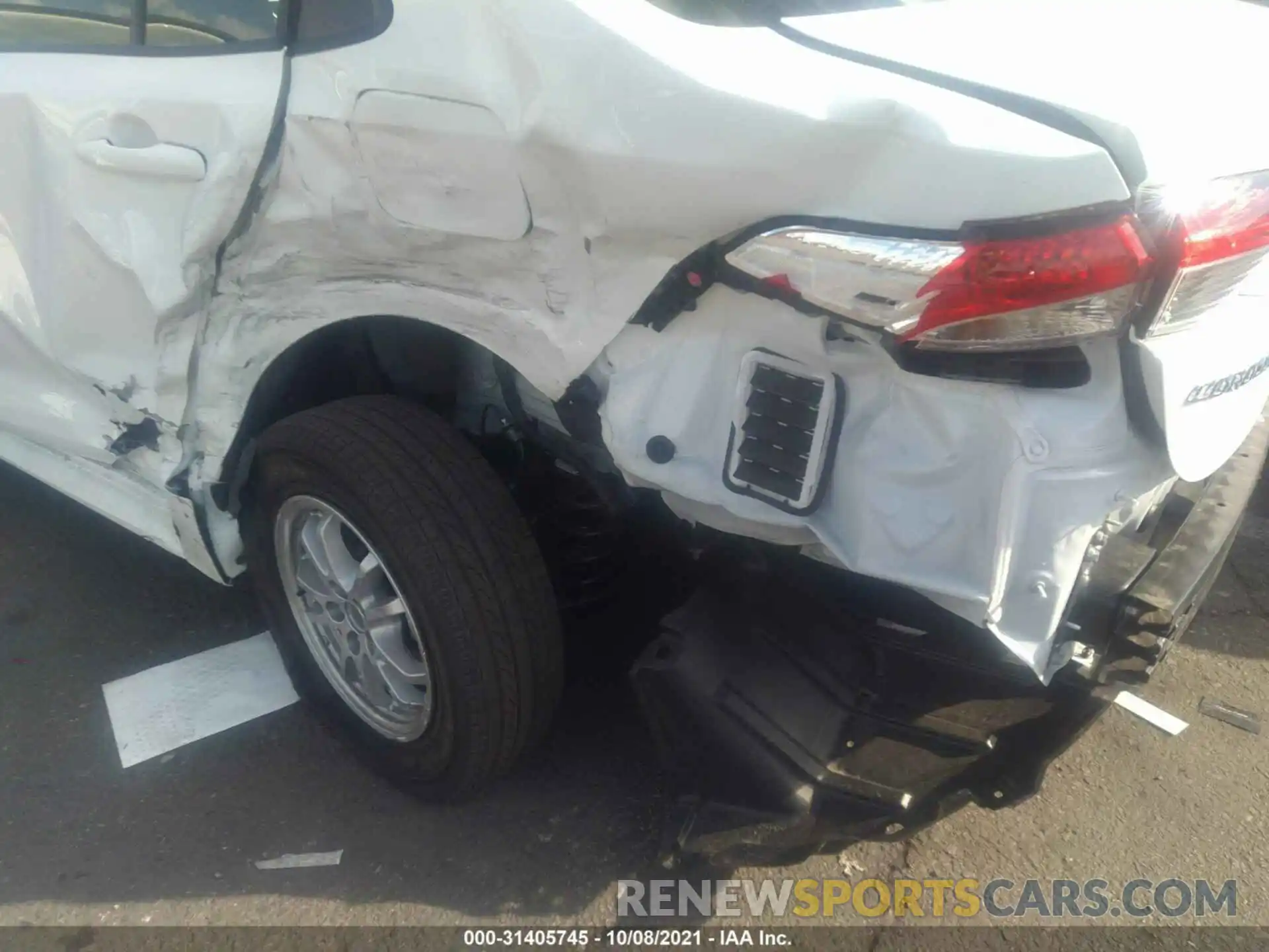 6 Photograph of a damaged car JTDEAMDE9NJ038828 TOYOTA COROLLA 2022