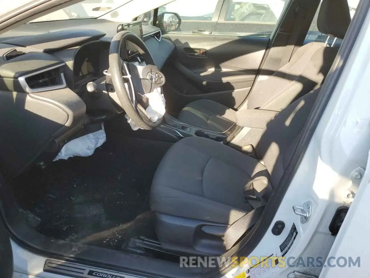 7 Photograph of a damaged car JTDEAMDE9NJ038988 TOYOTA COROLLA 2022