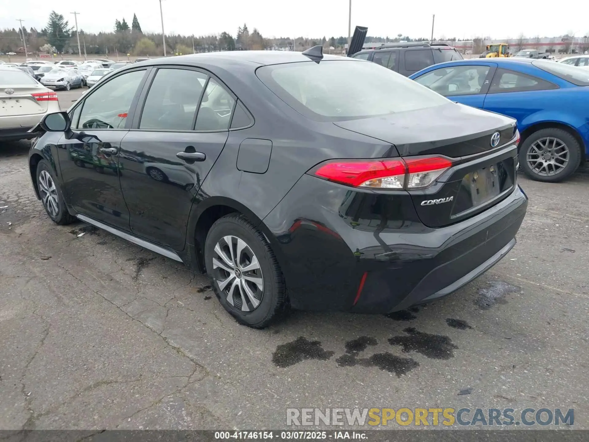 3 Photograph of a damaged car JTDEAMDE9NJ048100 TOYOTA COROLLA 2022