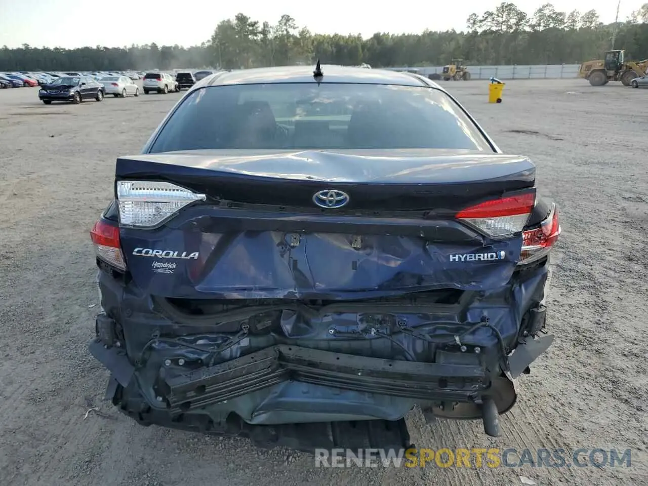 6 Photograph of a damaged car JTDEAMDE9NJ052230 TOYOTA COROLLA 2022