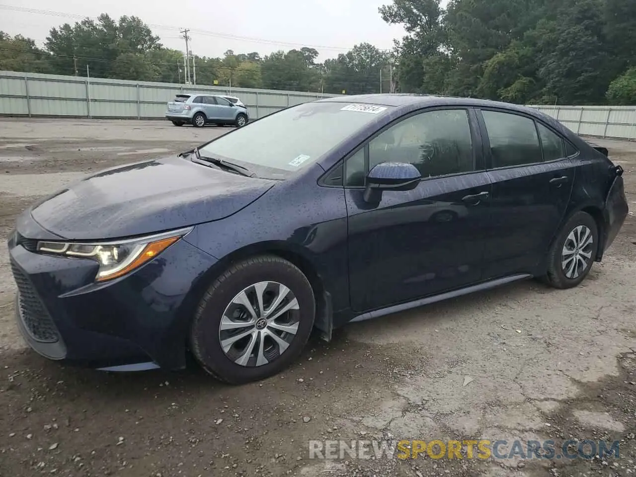 1 Photograph of a damaged car JTDEAMDE9NJ060084 TOYOTA COROLLA 2022