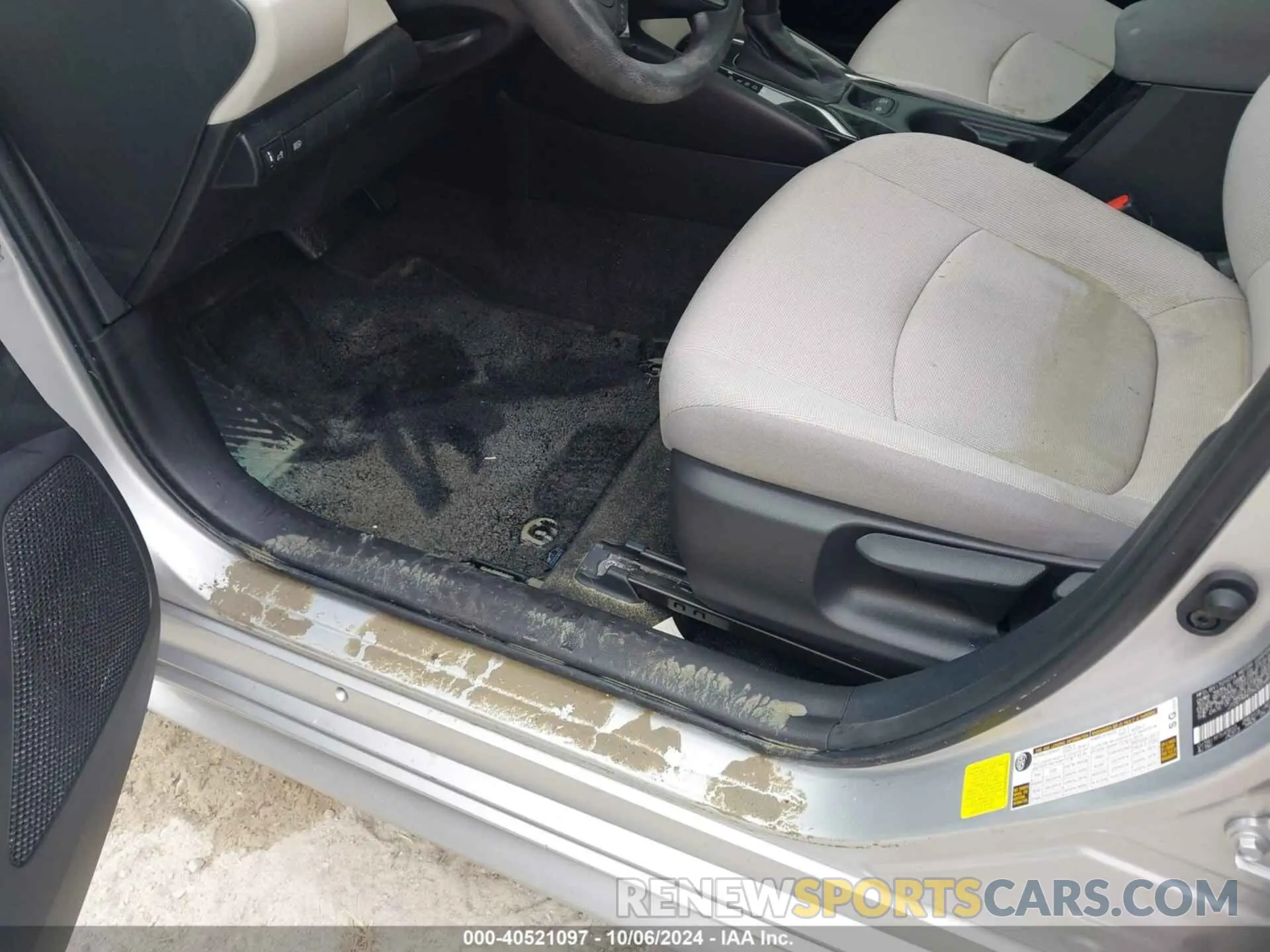 6 Photograph of a damaged car JTDEPMAE0N3004896 TOYOTA COROLLA 2022