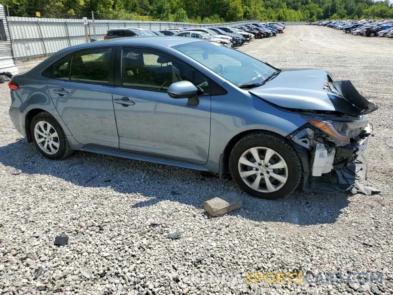 4 Photograph of a damaged car JTDEPMAE0N3008172 TOYOTA COROLLA 2022