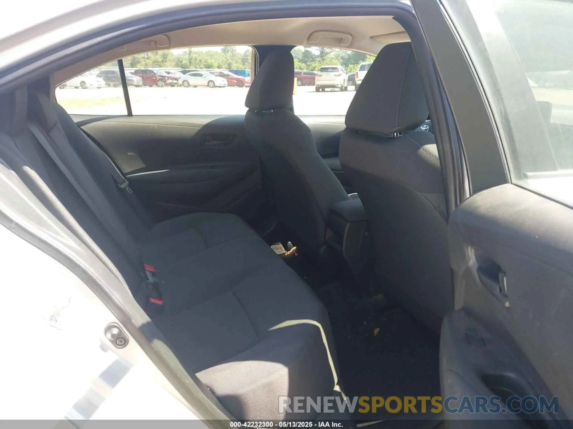 8 Photograph of a damaged car JTDEPMAE0N3010777 TOYOTA COROLLA 2022