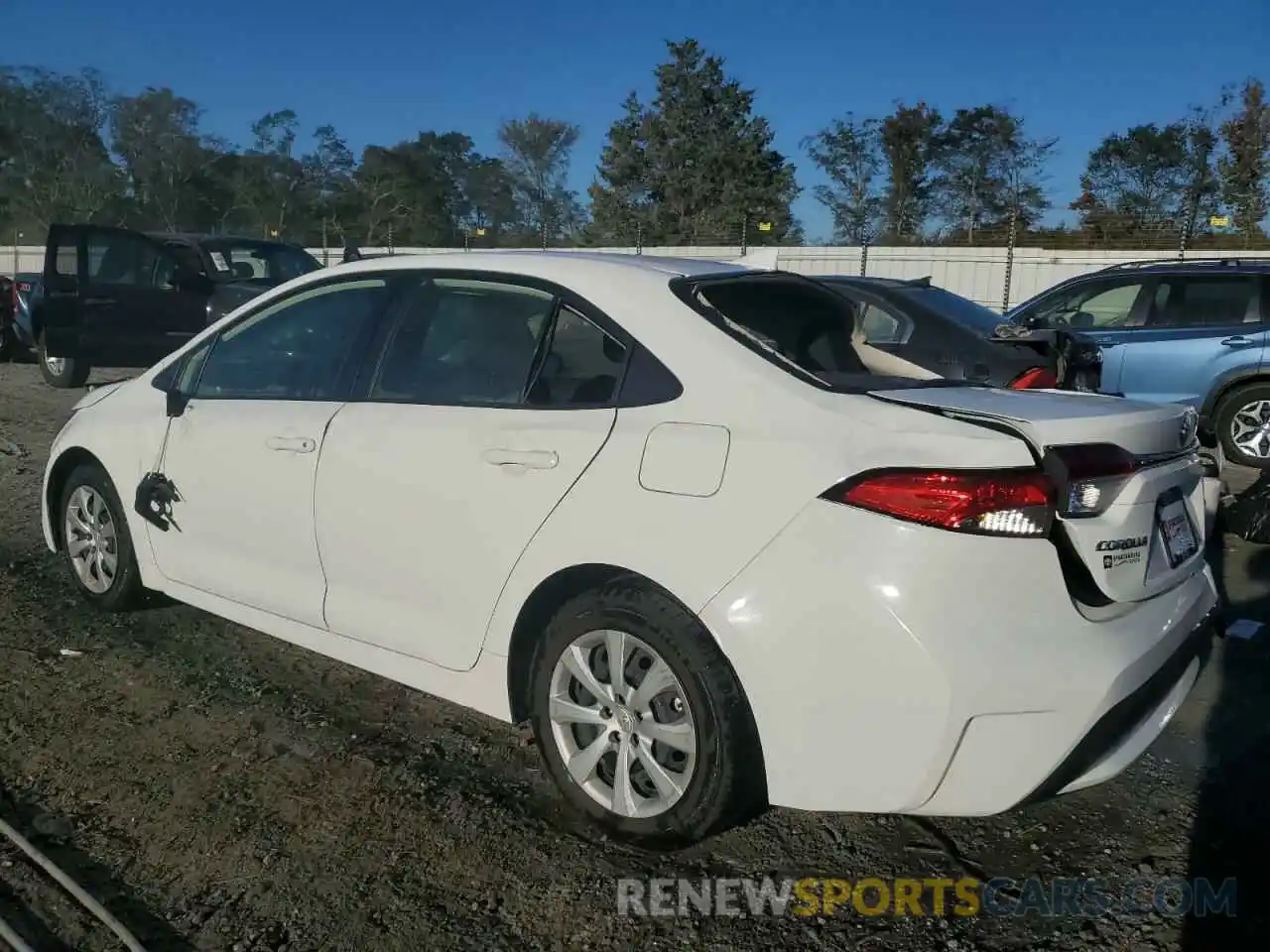 2 Photograph of a damaged car JTDEPMAE0N3016885 TOYOTA COROLLA 2022