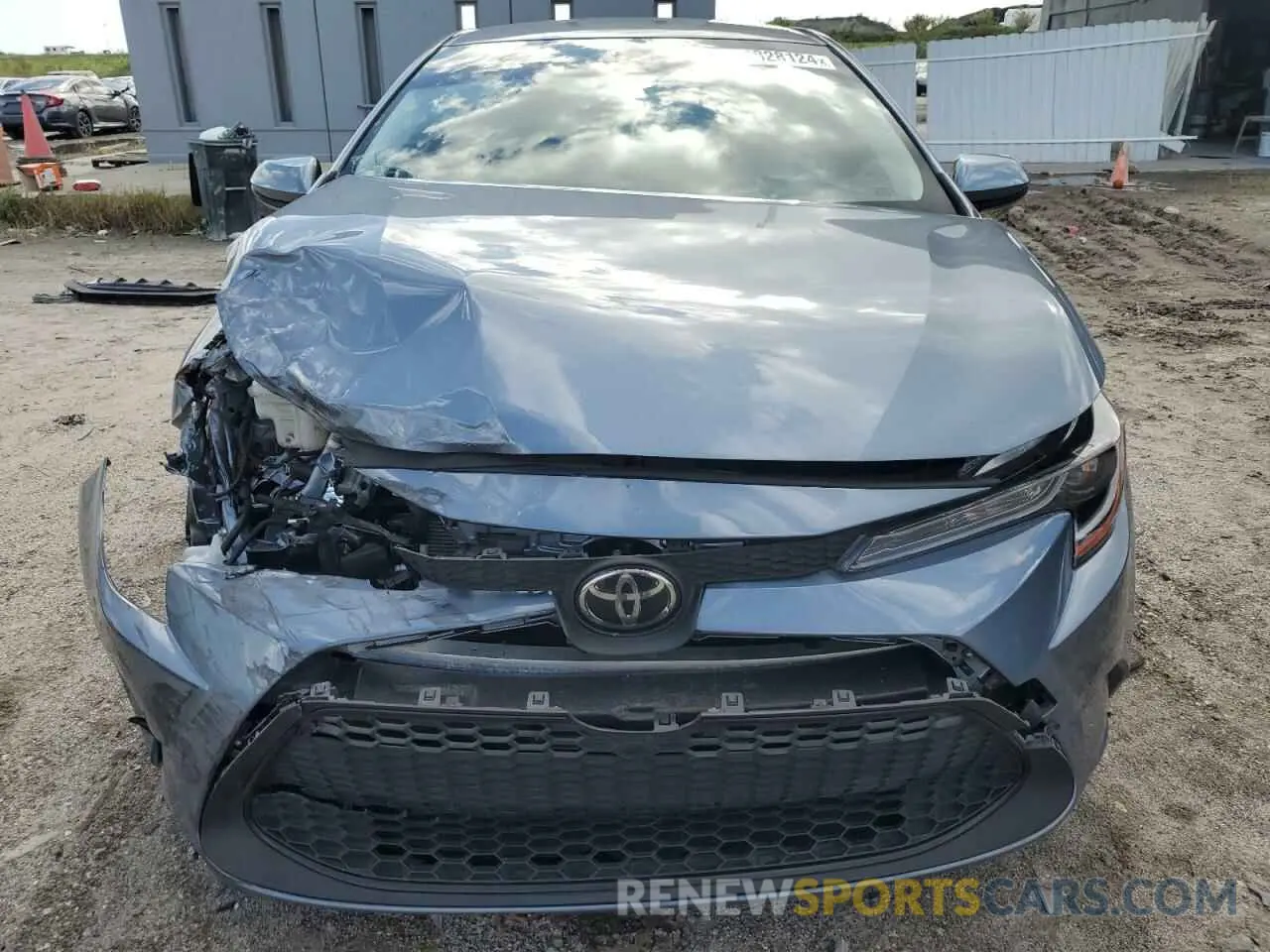 5 Photograph of a damaged car JTDEPMAE0NJ215009 TOYOTA COROLLA 2022