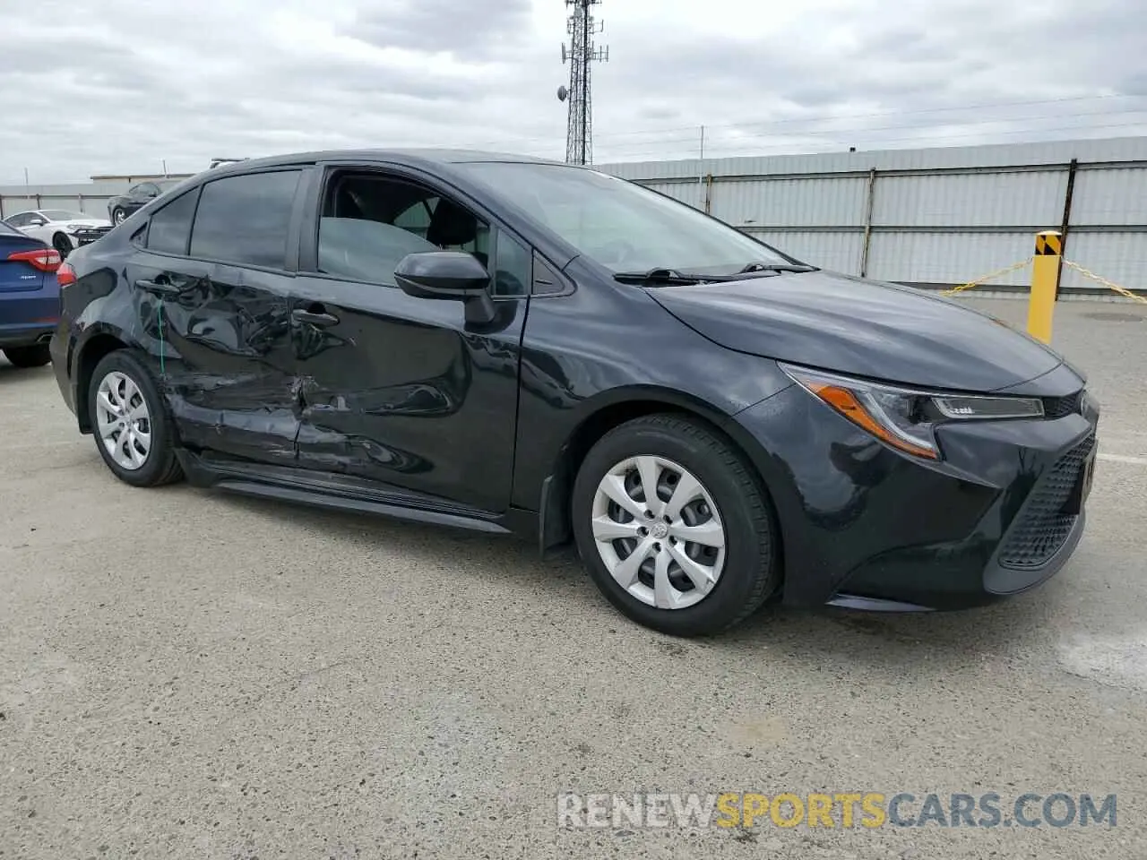 4 Photograph of a damaged car JTDEPMAE0NJ227614 TOYOTA COROLLA 2022