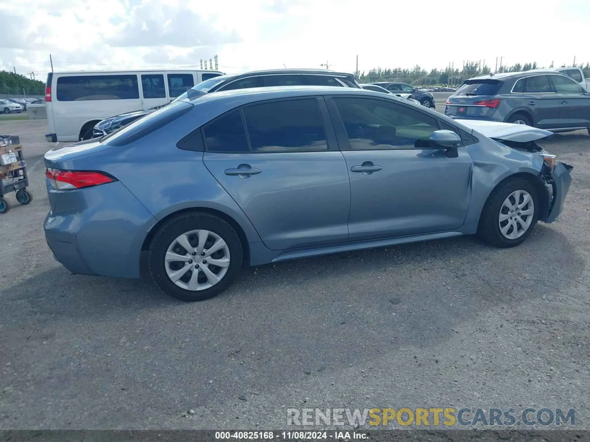 4 Photograph of a damaged car JTDEPMAE0NJ228701 TOYOTA COROLLA 2022