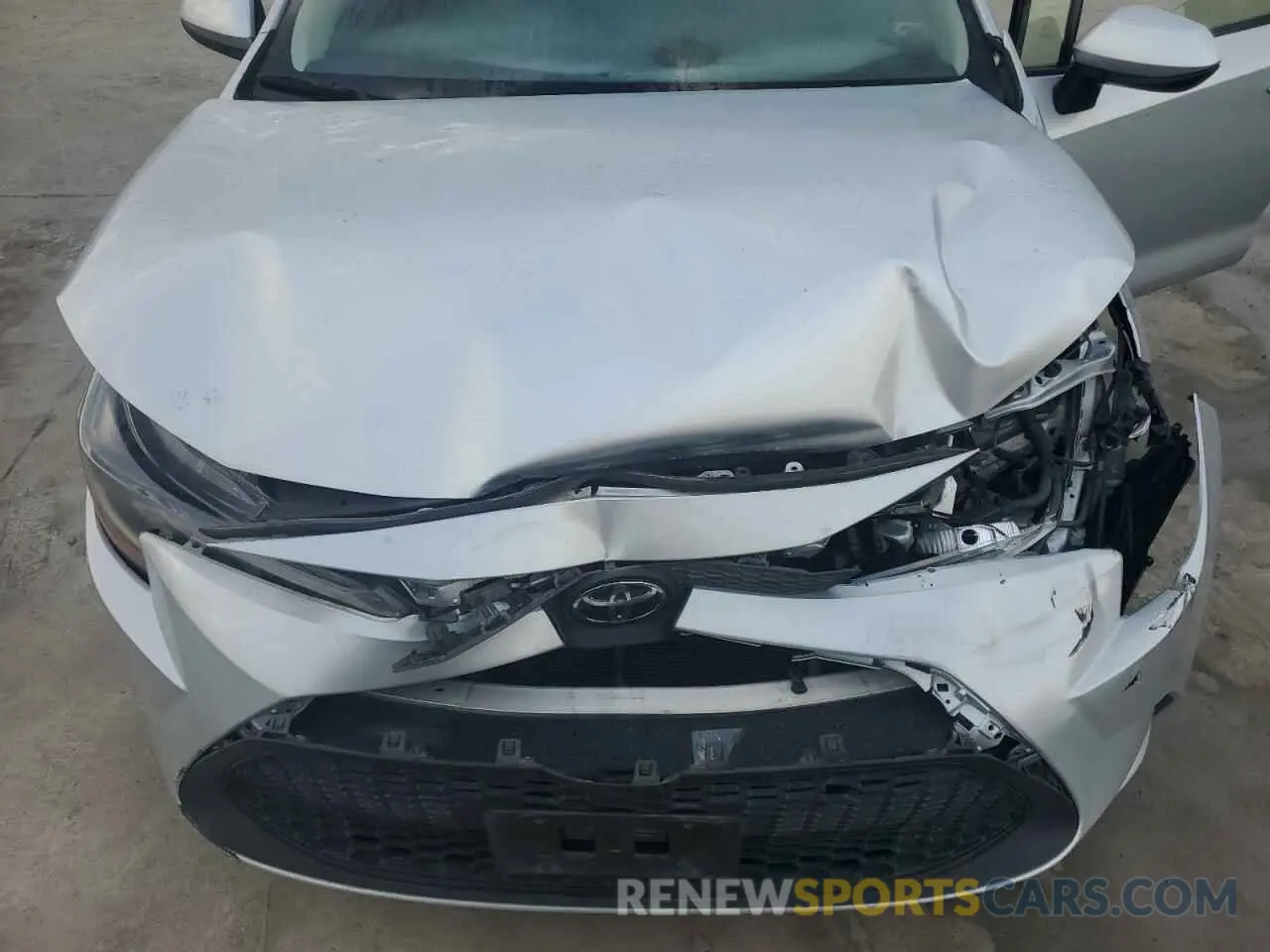 11 Photograph of a damaged car JTDEPMAE1N3007466 TOYOTA COROLLA 2022