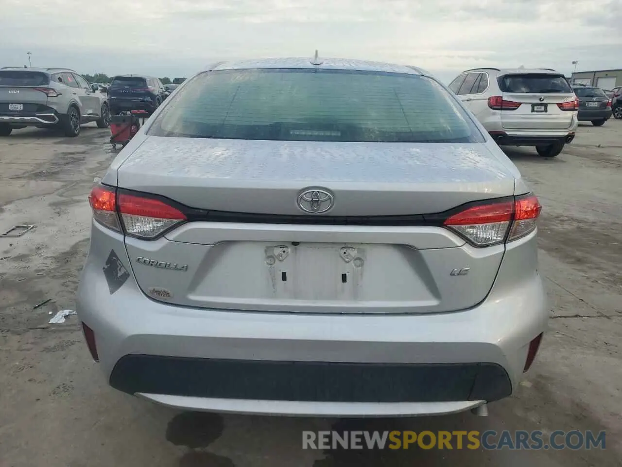 6 Photograph of a damaged car JTDEPMAE1N3007466 TOYOTA COROLLA 2022