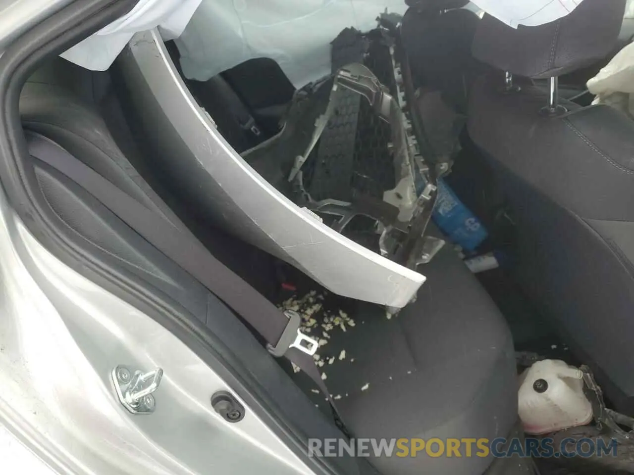 10 Photograph of a damaged car JTDEPMAE1N3028768 TOYOTA COROLLA 2022