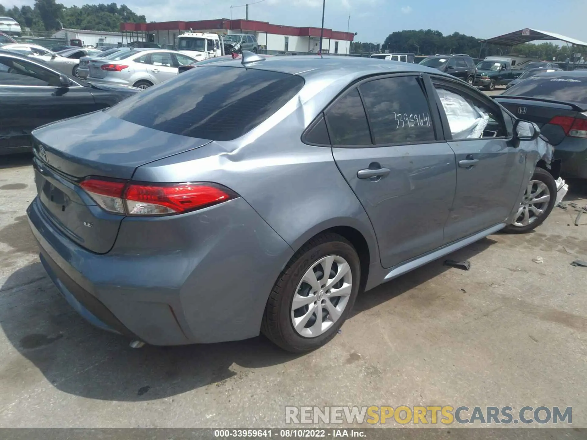 4 Photograph of a damaged car JTDEPMAE1NJ210224 TOYOTA COROLLA 2022