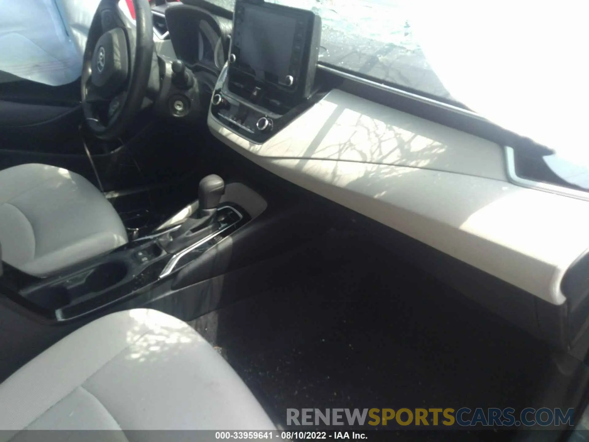 5 Photograph of a damaged car JTDEPMAE1NJ210224 TOYOTA COROLLA 2022