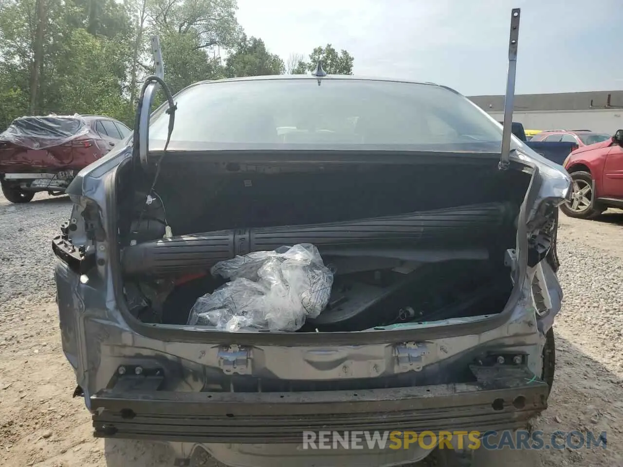 6 Photograph of a damaged car JTDEPMAE1NJ223121 TOYOTA COROLLA 2022