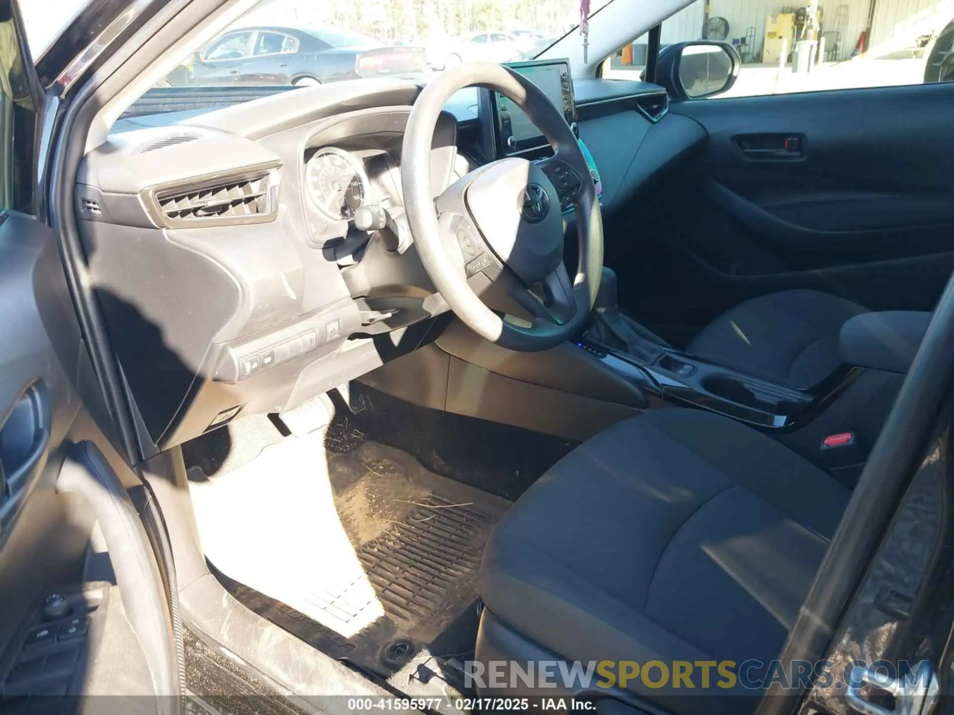 5 Photograph of a damaged car JTDEPMAE1NJ223751 TOYOTA COROLLA 2022