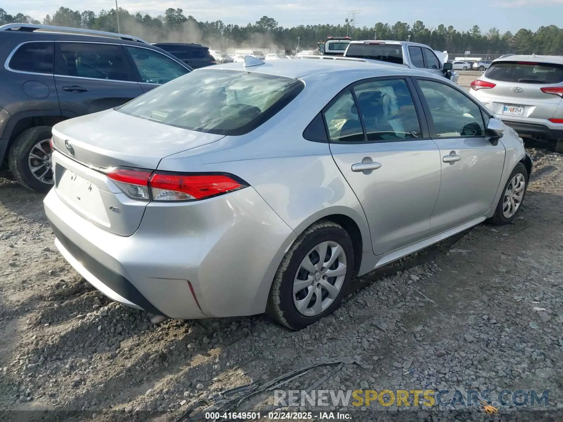 4 Photograph of a damaged car JTDEPMAE2N3005838 TOYOTA COROLLA 2022