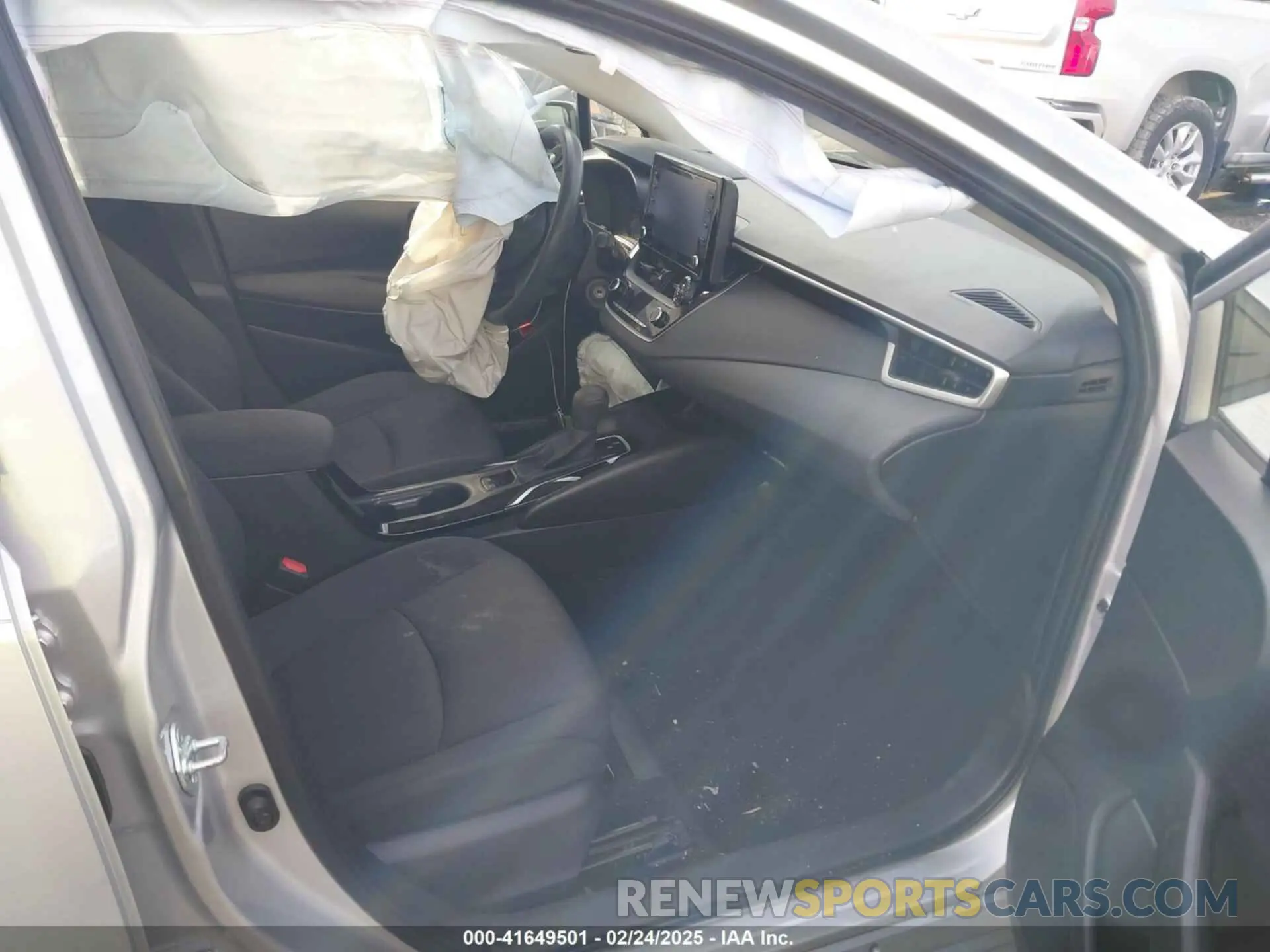 5 Photograph of a damaged car JTDEPMAE2N3005838 TOYOTA COROLLA 2022