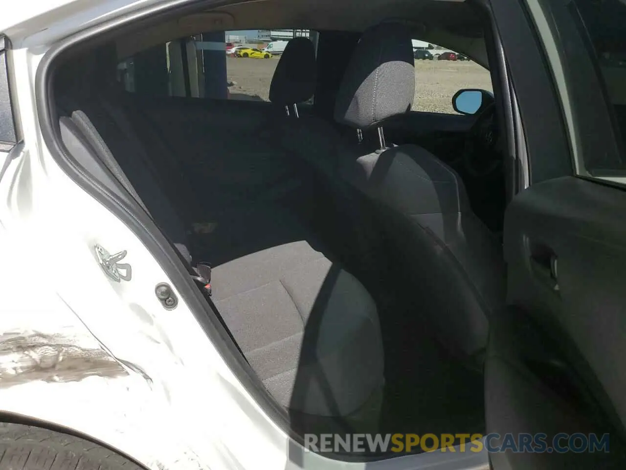 10 Photograph of a damaged car JTDEPMAE2N3013518 TOYOTA COROLLA 2022