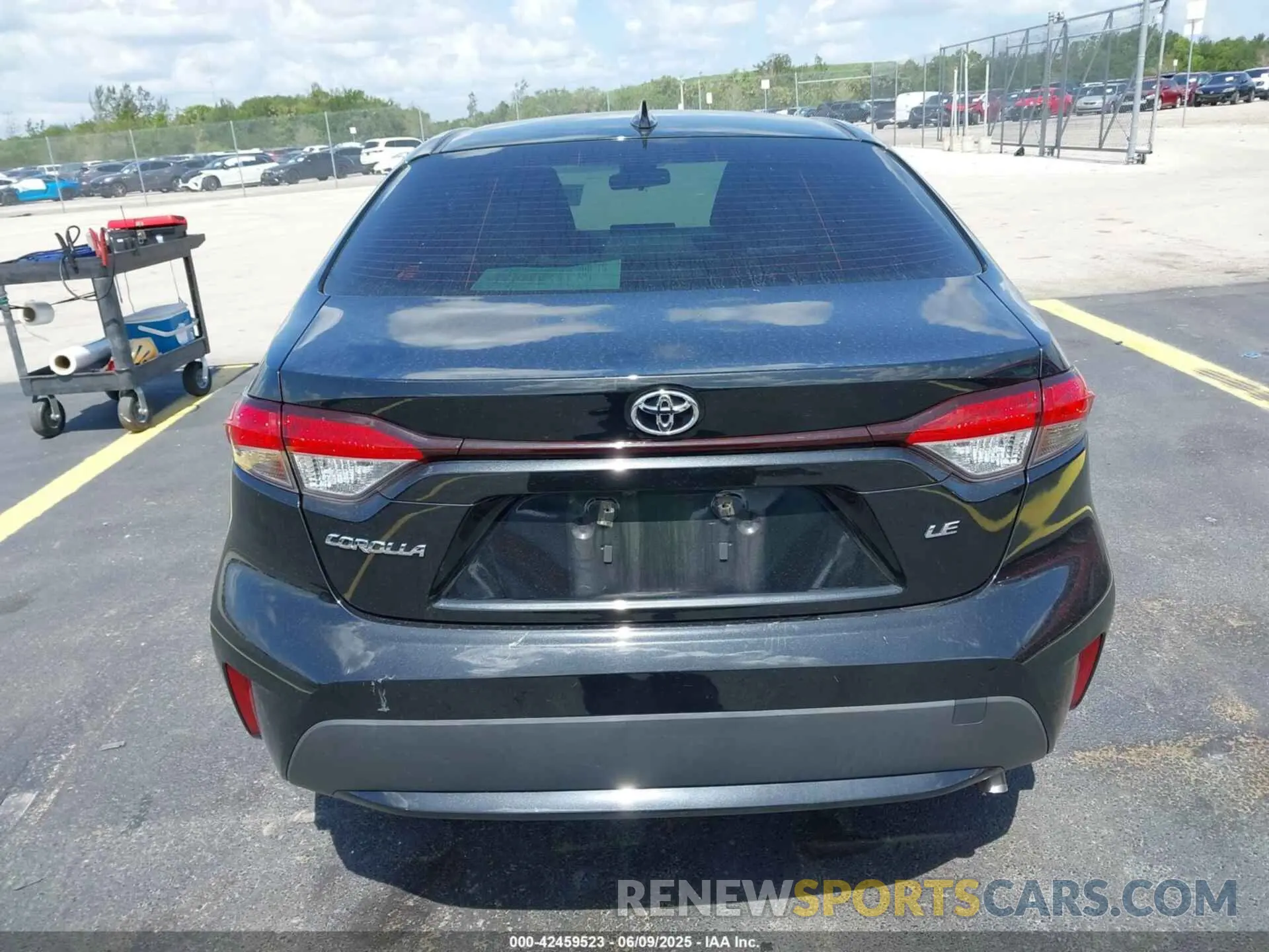 16 Photograph of a damaged car JTDEPMAE2NJ209261 TOYOTA COROLLA 2022