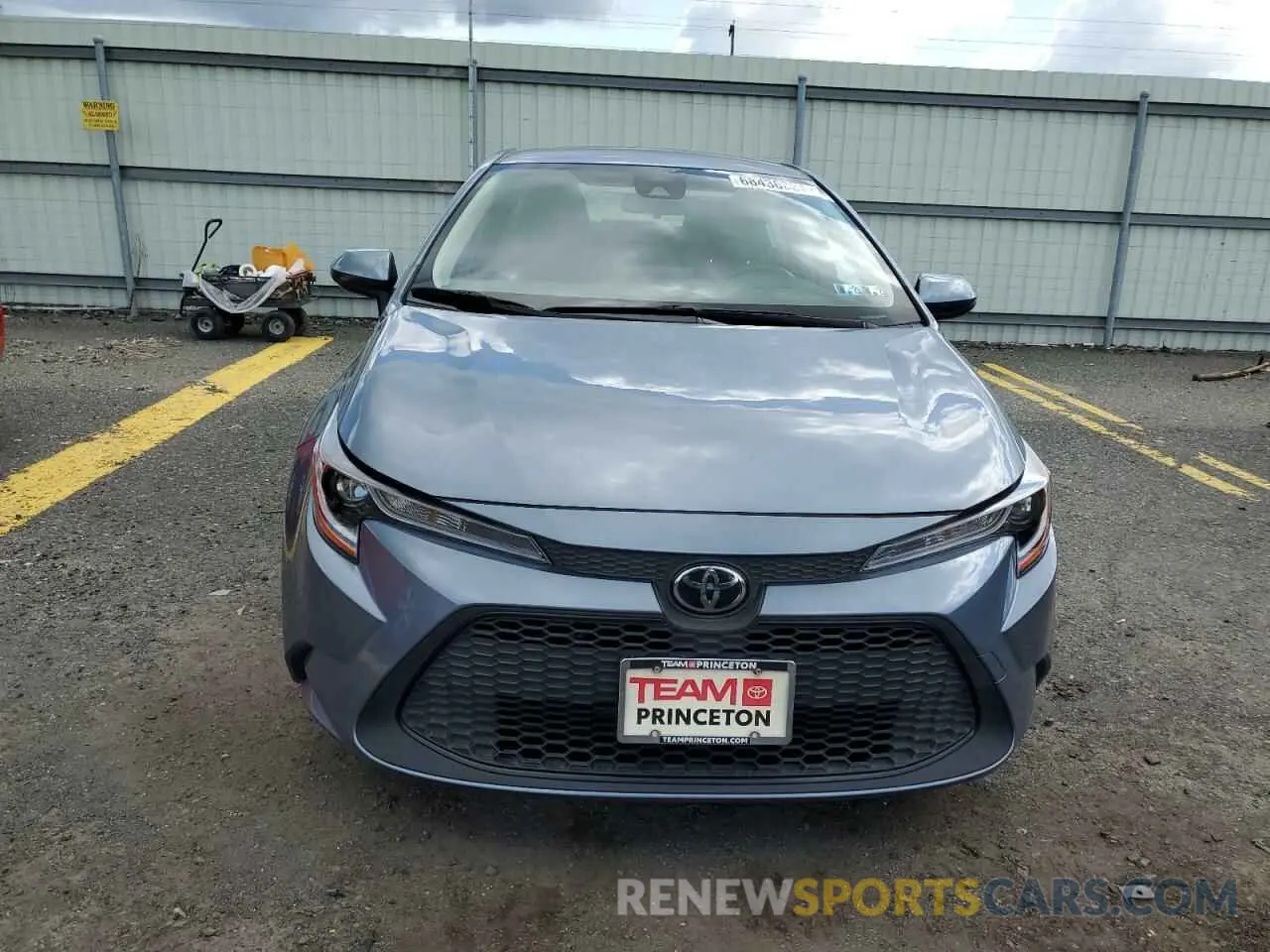 5 Photograph of a damaged car JTDEPMAE2NJ214797 TOYOTA COROLLA 2022